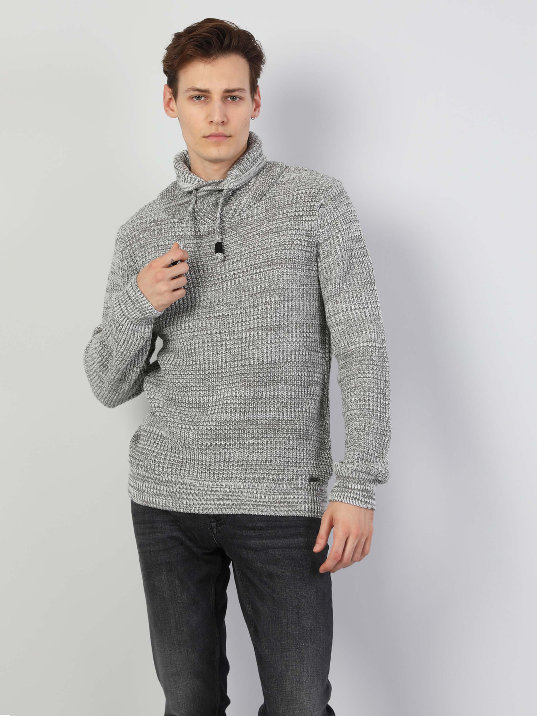 Afișați detalii pentru Pulover De Barbati Gri Slim Fit  Cl1045883