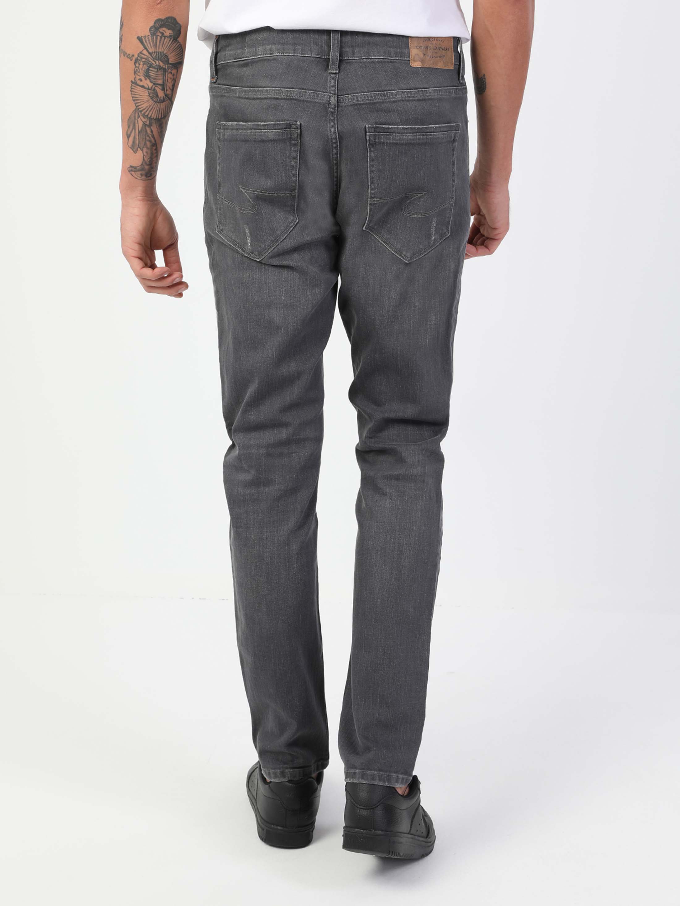 Afișați detalii pentru Pantaloni De Barbati Gri Straight Fit 044 Karl Cl1048884