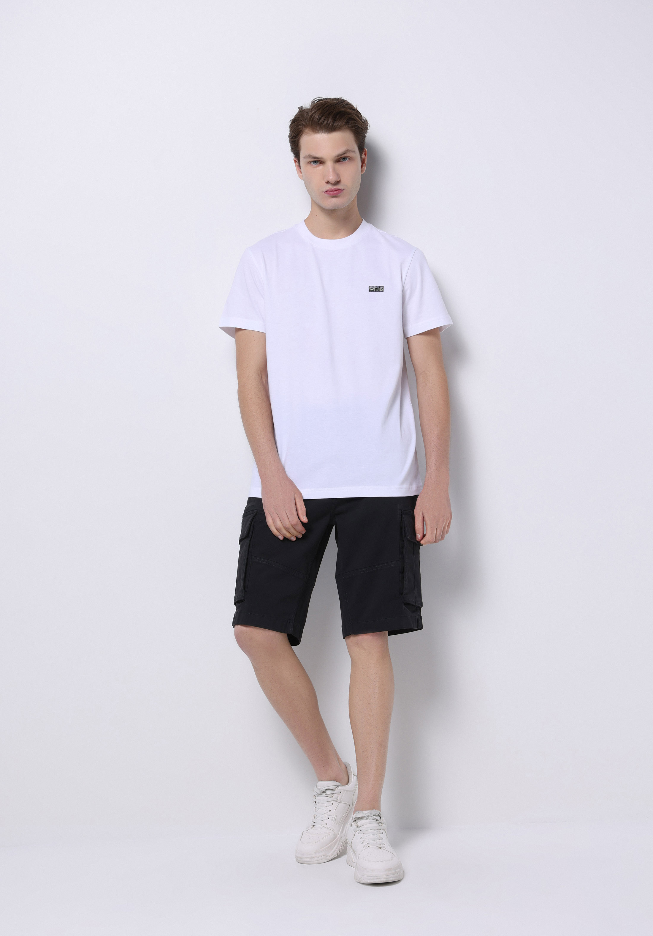 Afișați detalii pentru Tricou Cu Maneca Scurta De Barbati Alb Regular Fit  Cl1073094