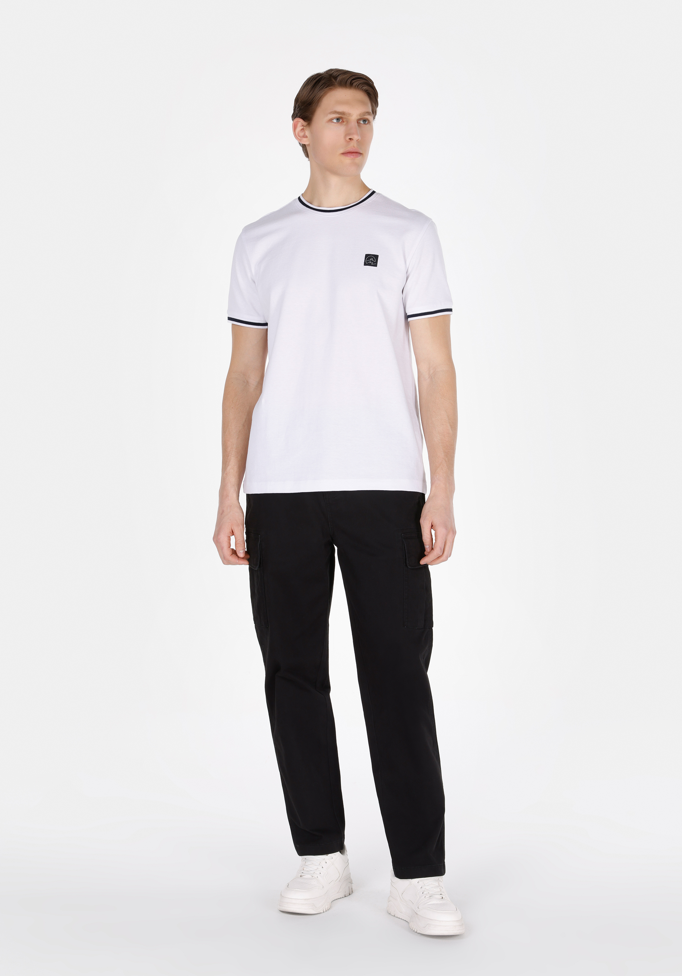 Afișați detalii pentru Pantaloni De Barbati Negru Regular Fit  Cl1073572