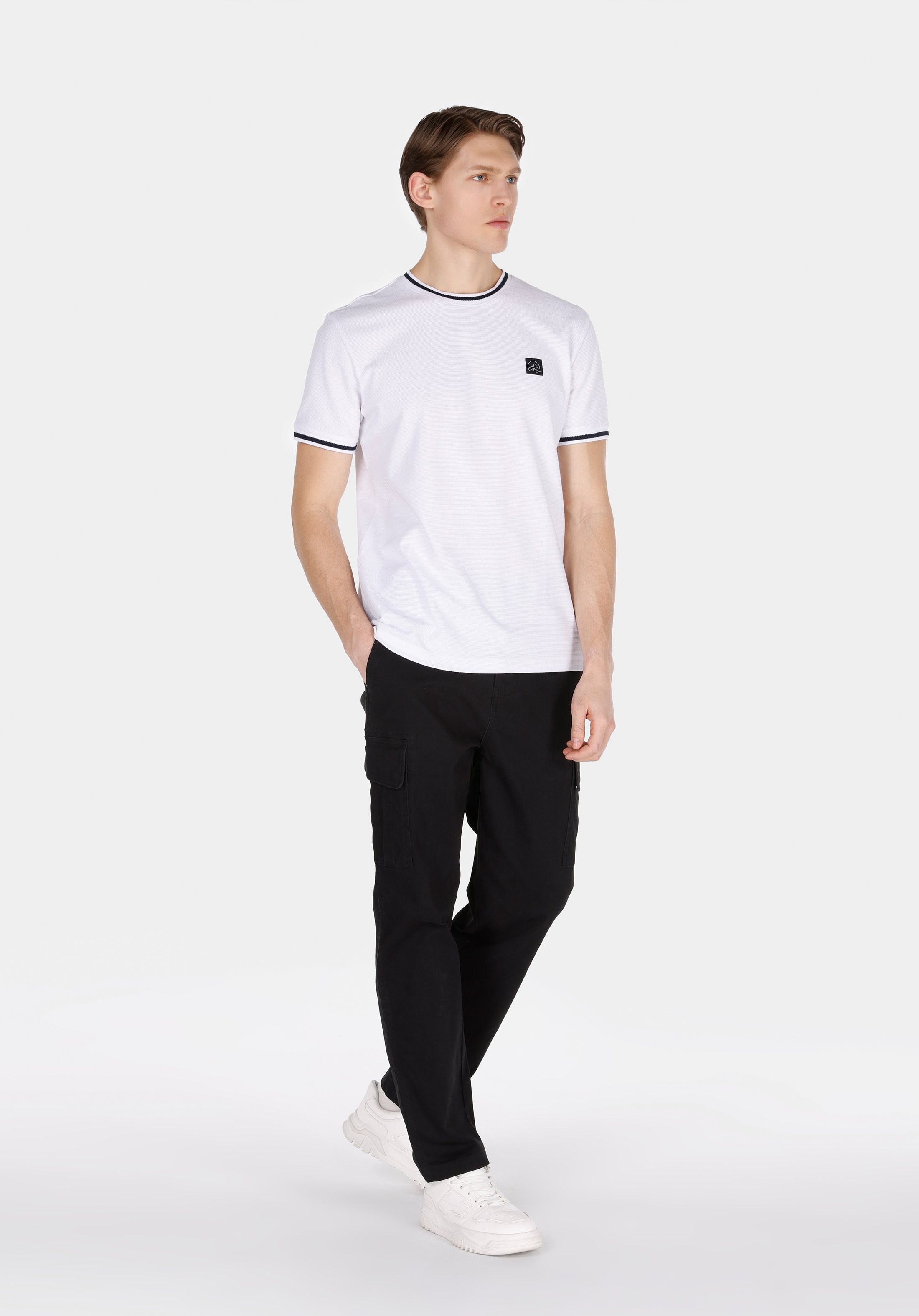 Afișați detalii pentru Pantaloni De Barbati Negru Regular Fit  Cl1073572