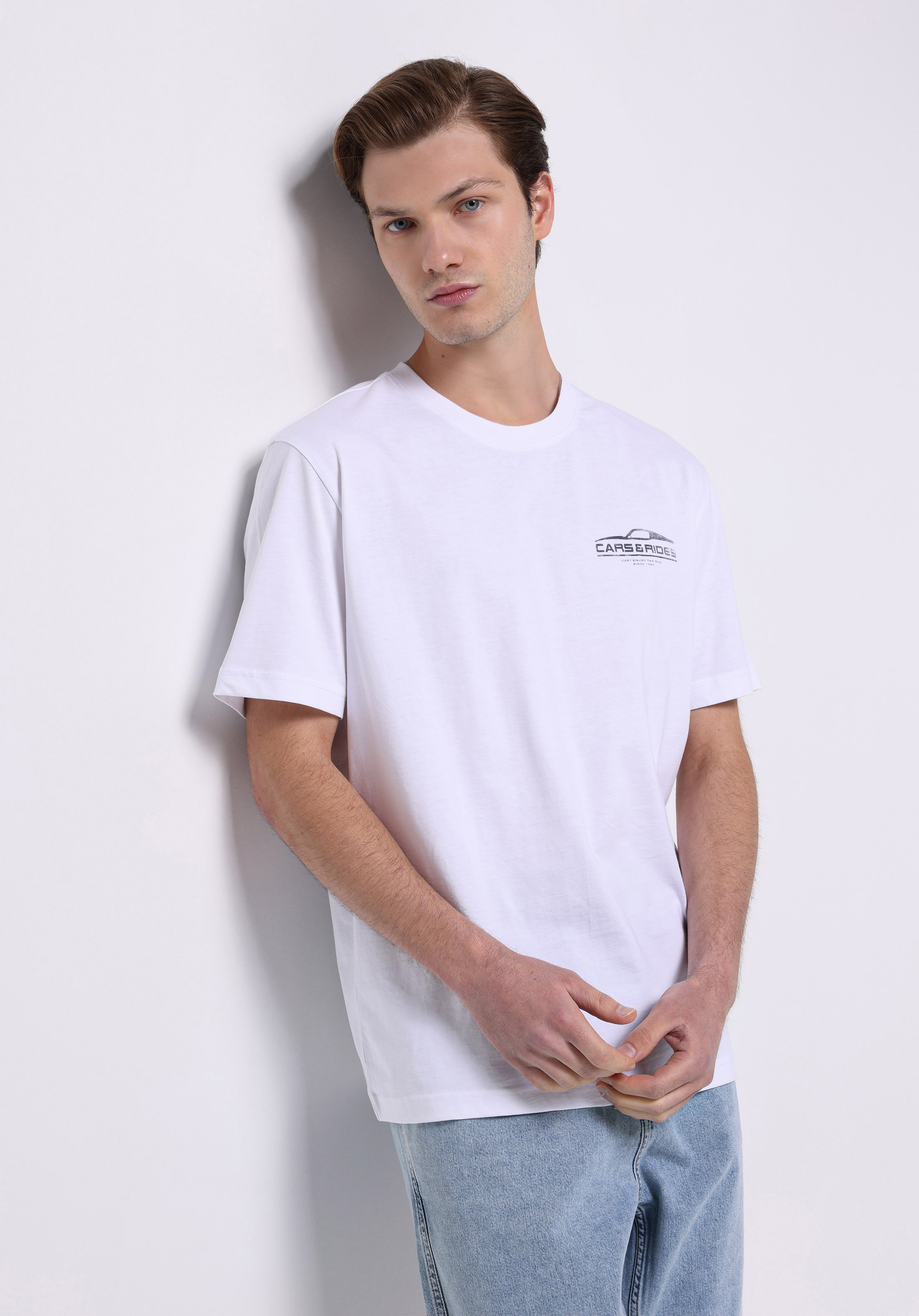 Afișați detalii pentru Tricou Cu Maneca Scurta De Barbati Alb Comfort Fit  Cl1074102