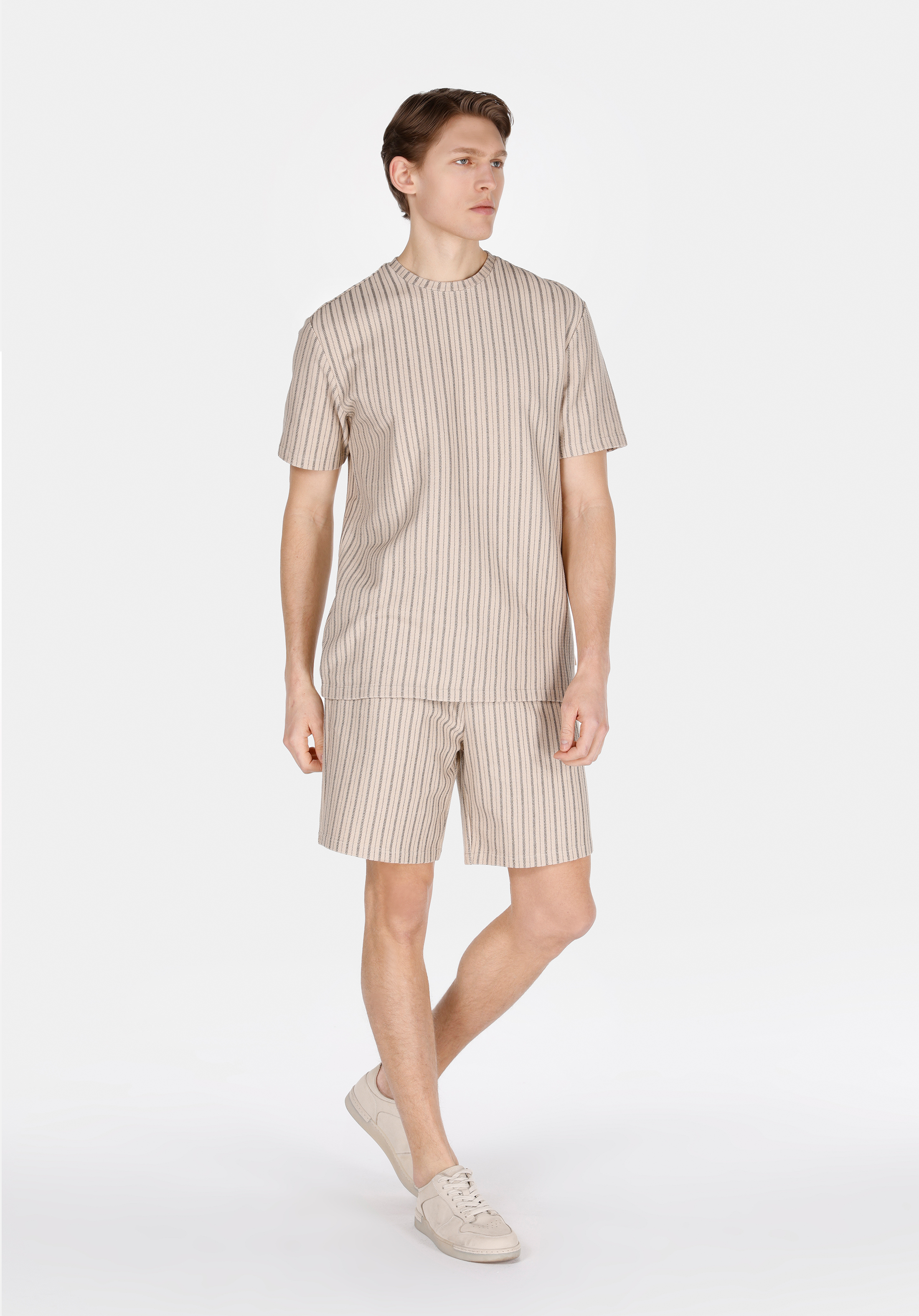 Afișați detalii pentru Short / Pantaloni Scurti De Barbati Bej Regular Fit  Cl1074140