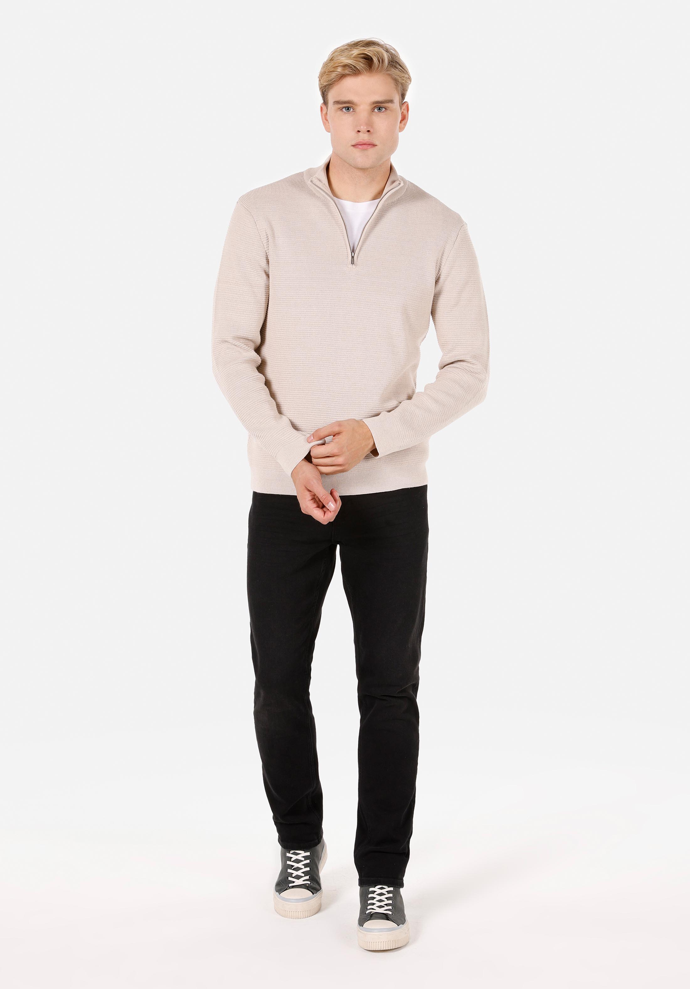Afișați detalii pentru Pulover Ecru Pentru Bărbați Regular Fit Turtle Neck