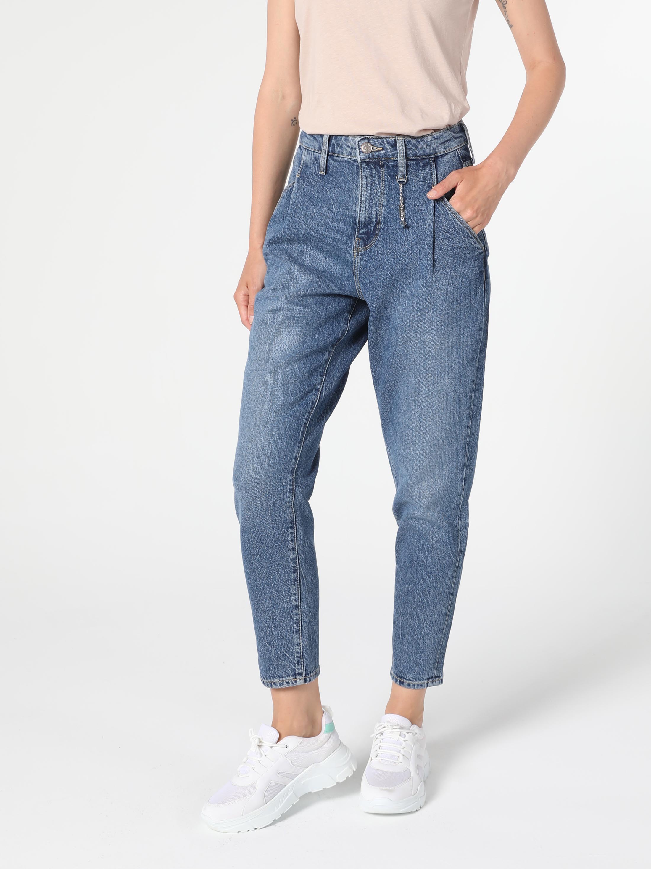 Afișați detalii pentru Pantaloni De Dama Denim Mom Fit 896  Maria Cl1056337