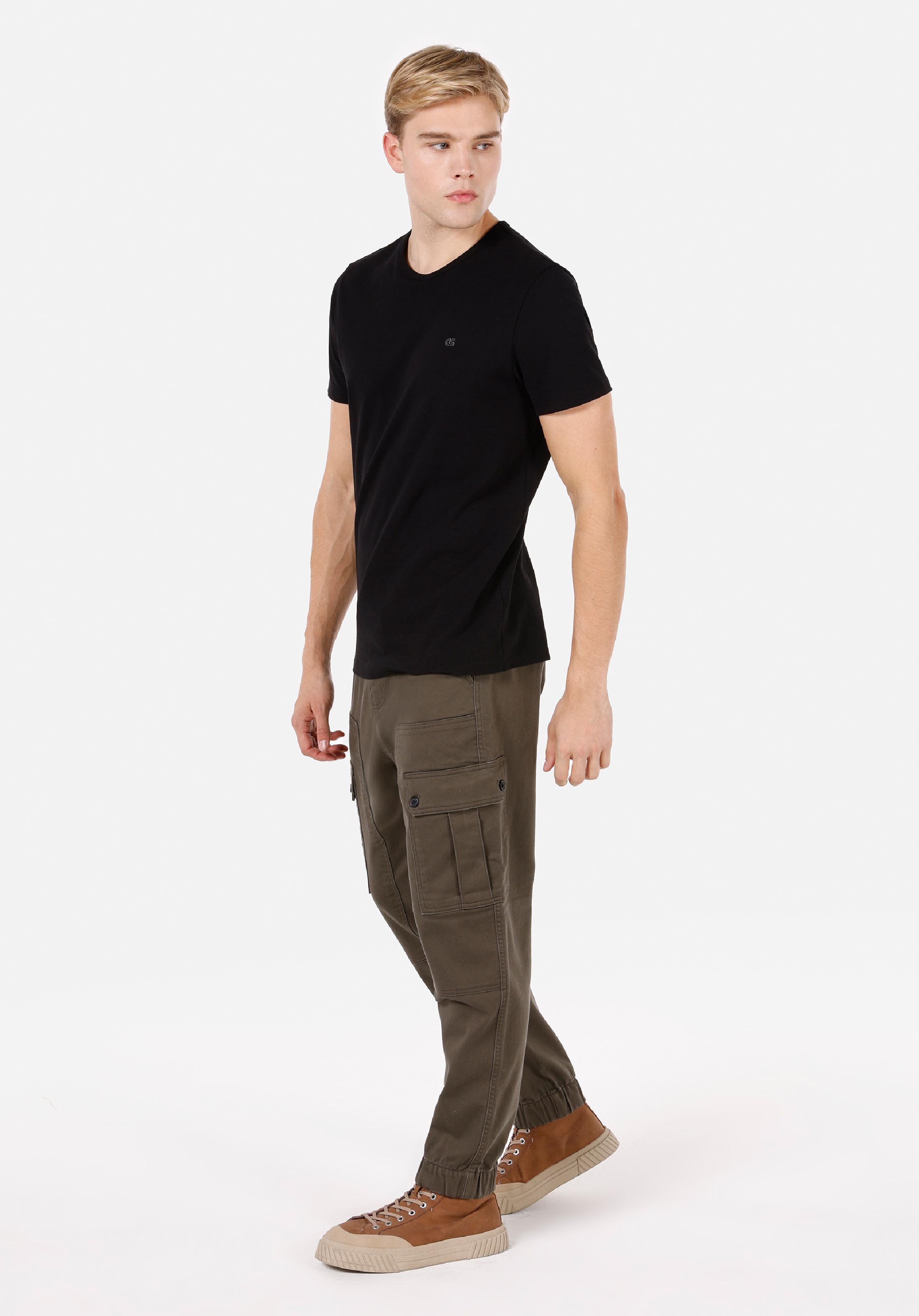 Afișați detalii pentru Pantaloni De Barbati Verde Slim Fit  Cl1072471
