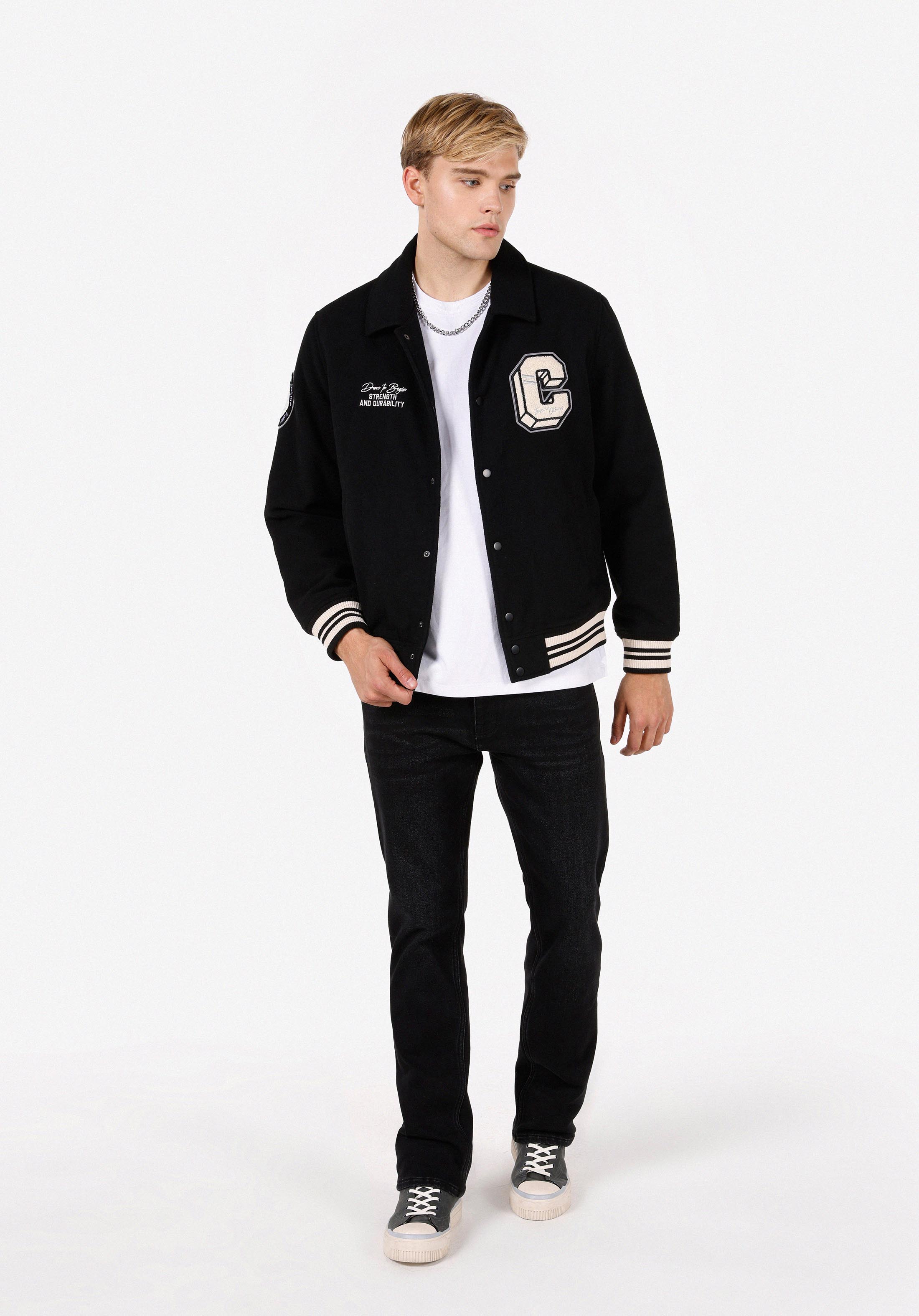 Afișați detalii pentru Palton Negru Pentru Bărbați Regular Fit