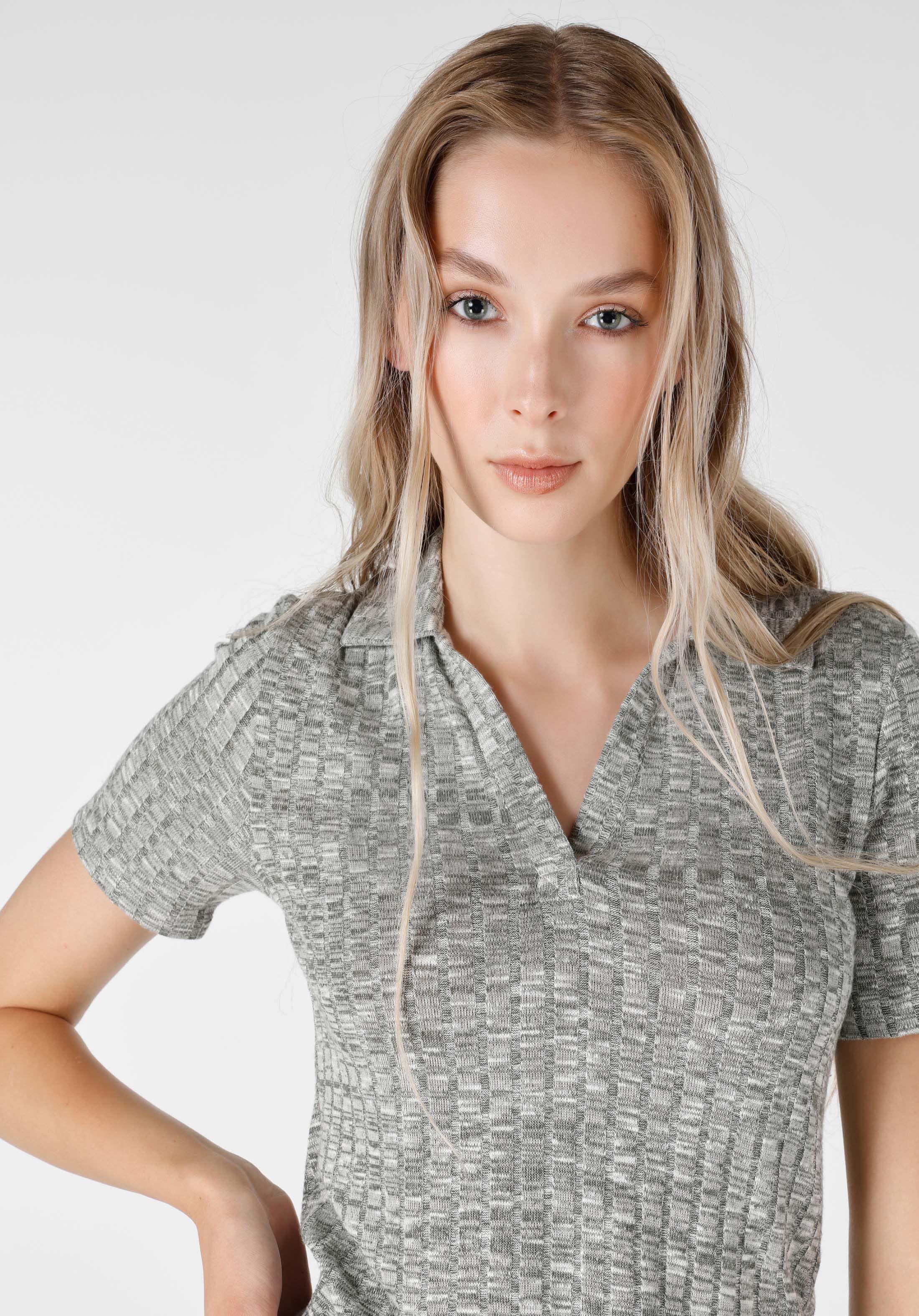 Afișați detalii pentru Tricou Cu Maneca Scurta De Dama Gri Regular Fit  Cl1065185