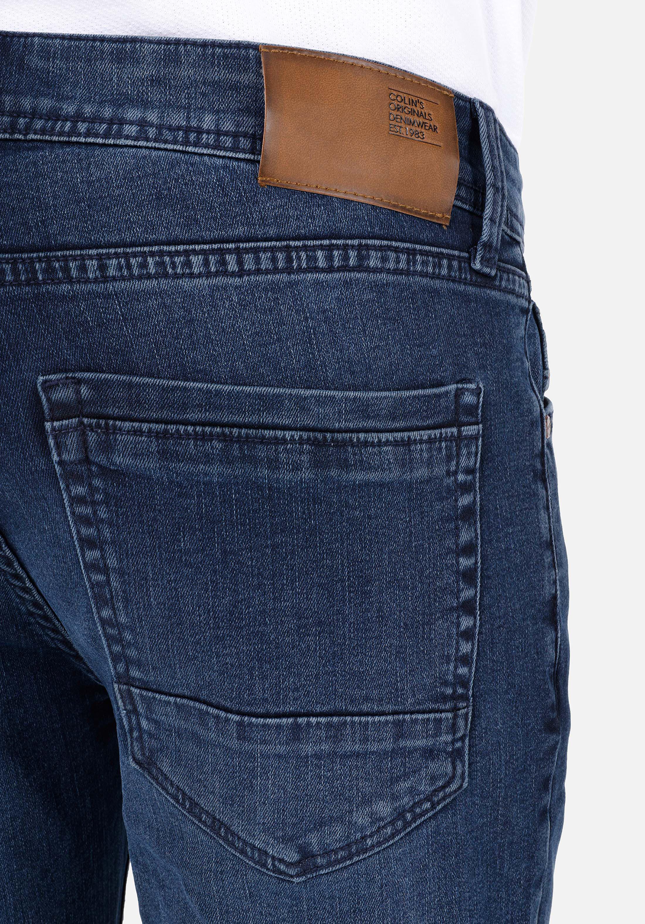 Afișați detalii pentru Short / Pantaloni Scurti De Barbati Denim Straight Fit  Cl1070536