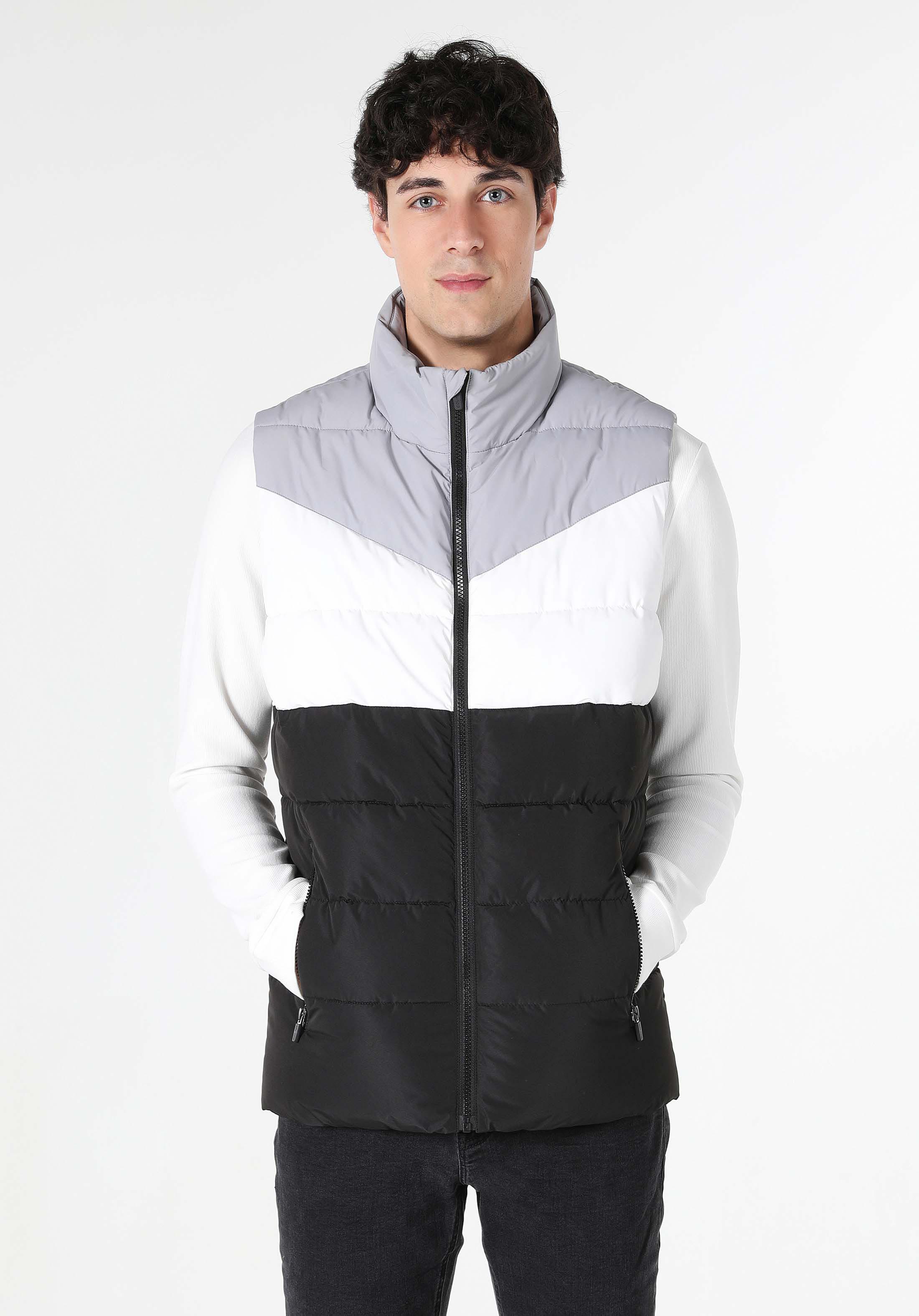Afișați detalii pentru Vesta De Barbati Multicolor Slim Fit  Cl1061850