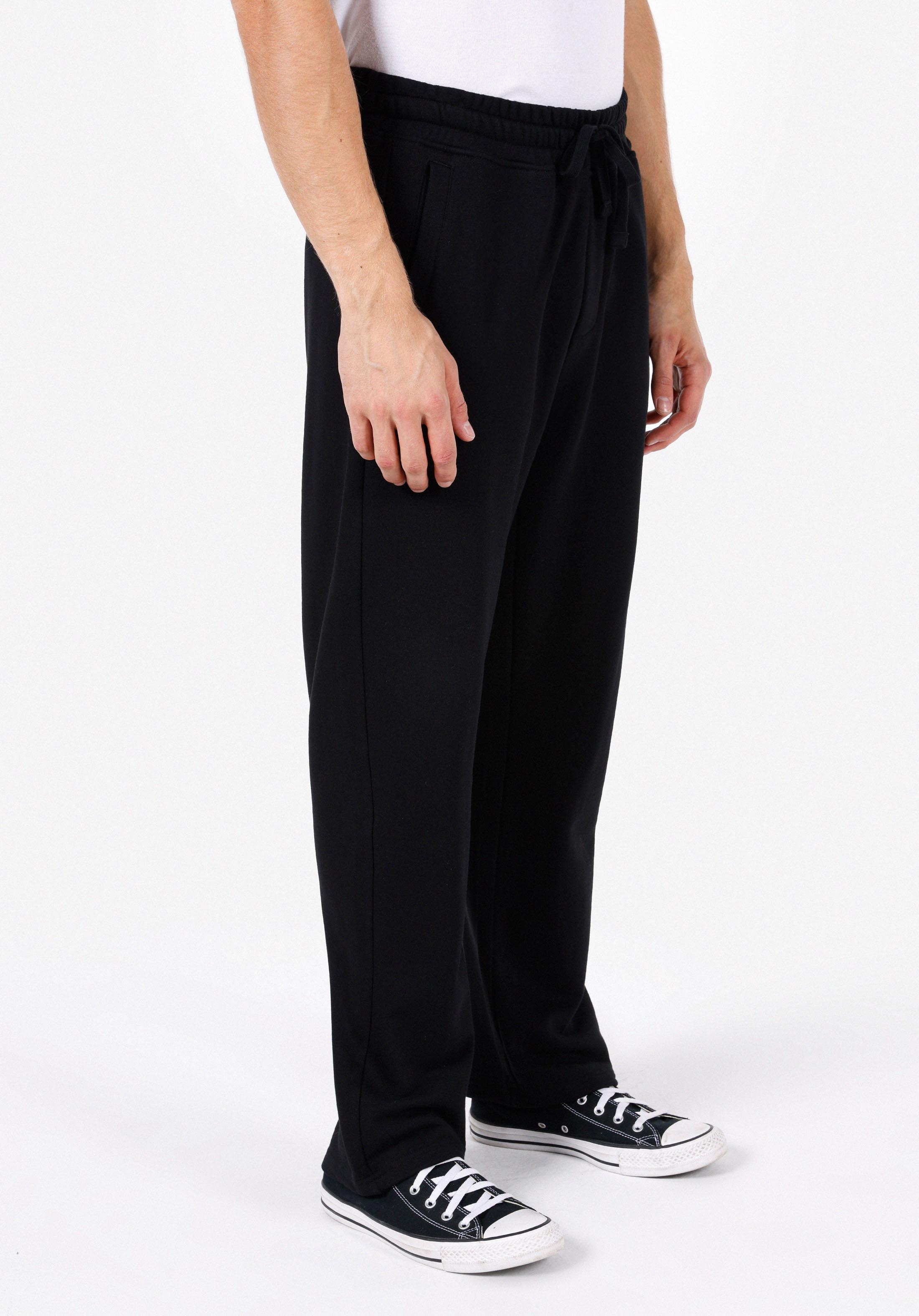 Afișați detalii pentru Pantaloni De Trening De Barbati Negru Regular Fit  Cl1070848