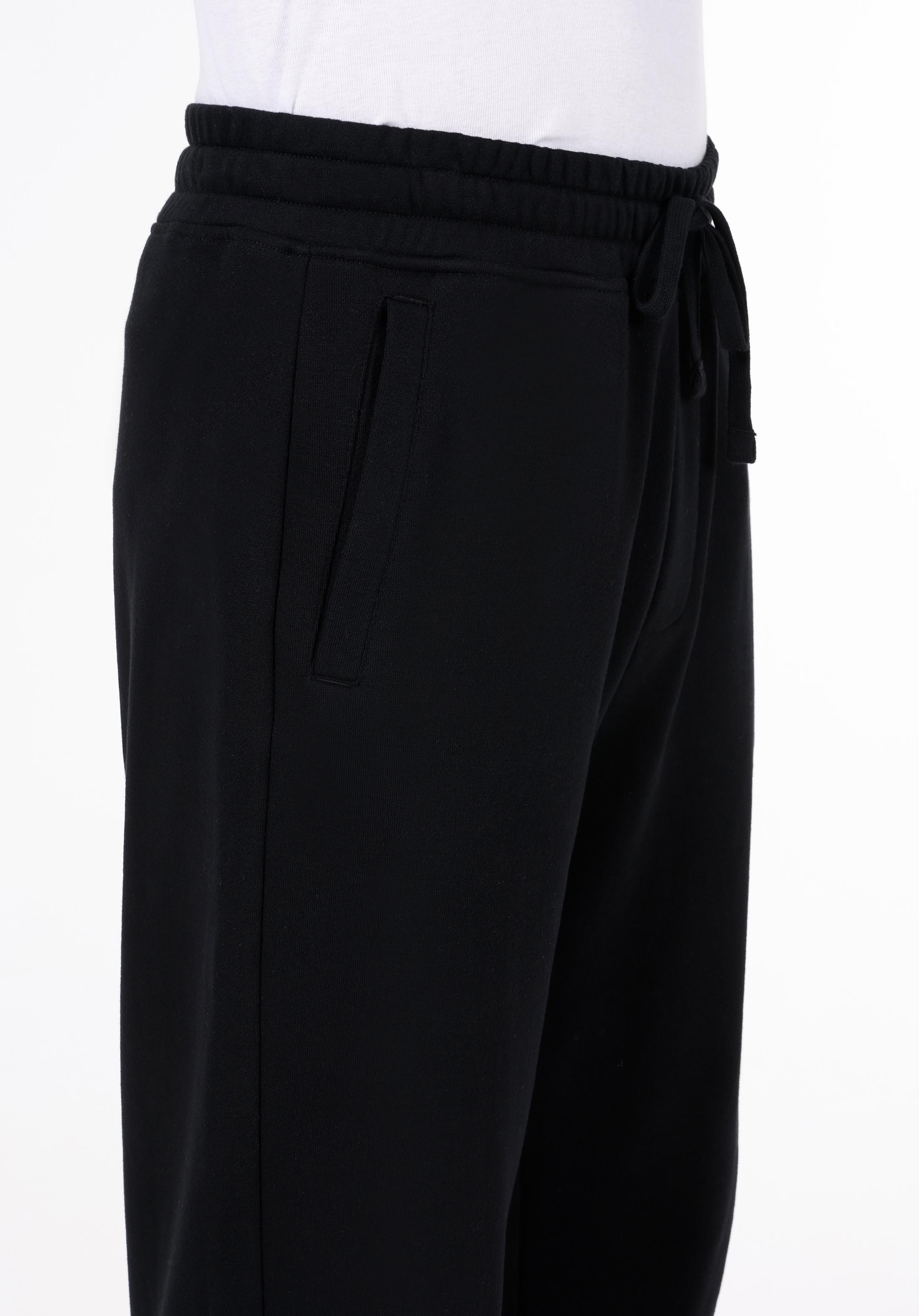 Afișați detalii pentru Pantaloni De Trening De Barbati Negru Regular Fit  Cl1070848
