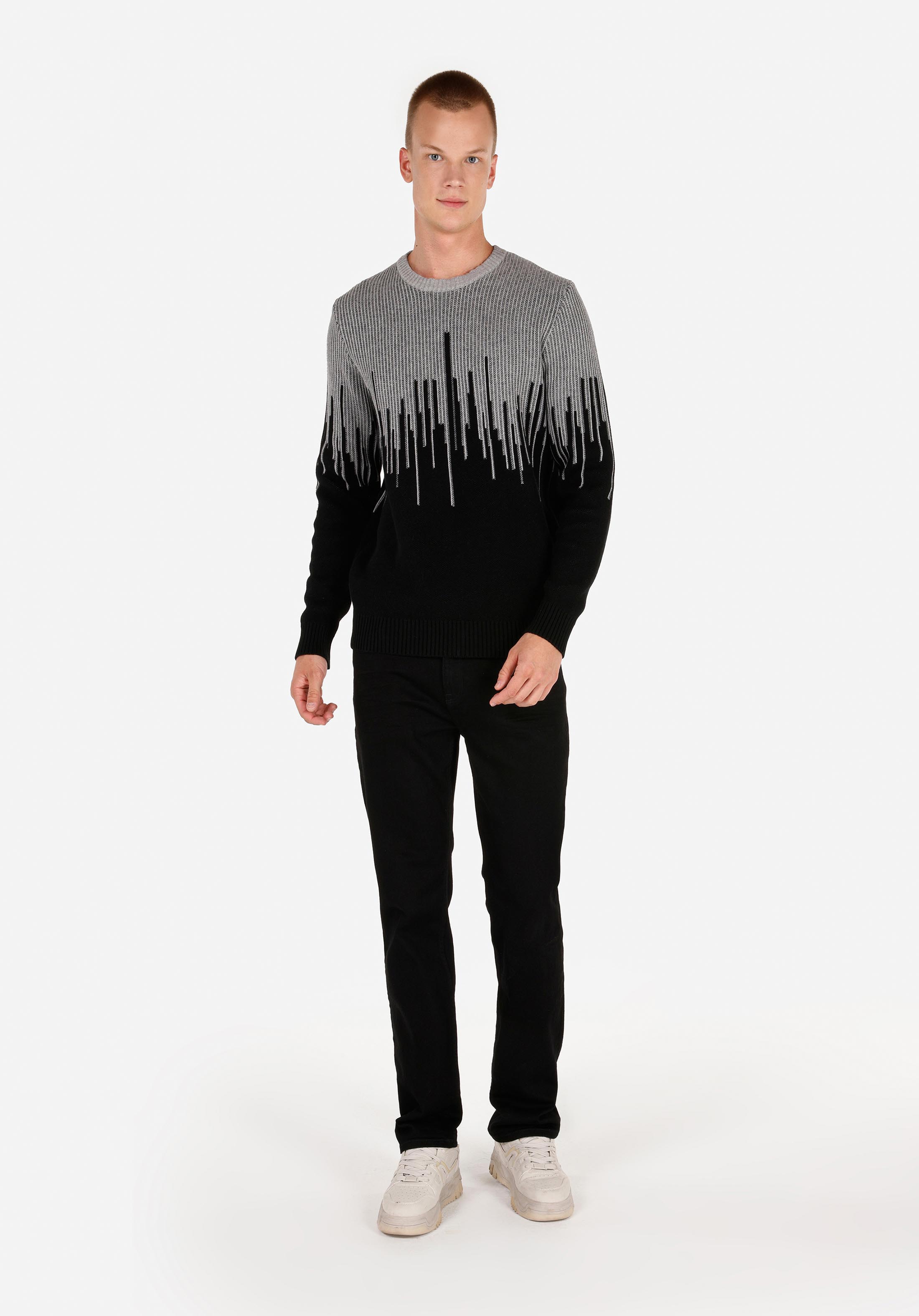 Afișați detalii pentru Pulover De Barbati Negru Regular Fit  Cl1071690