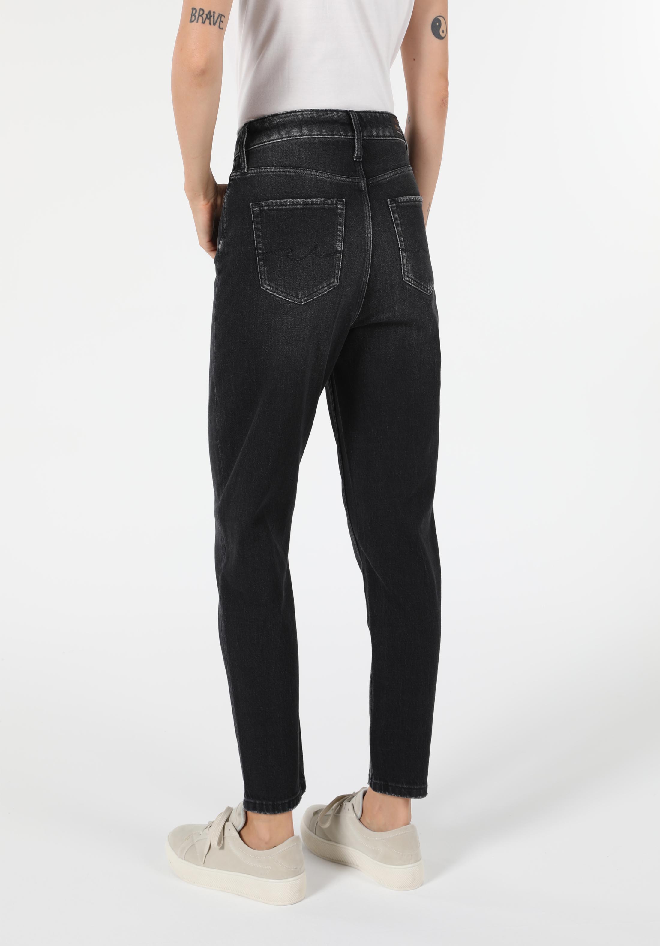 Afișați detalii pentru Pantaloni De Dama Denim Mom Fit 896  Maria Cl1056334