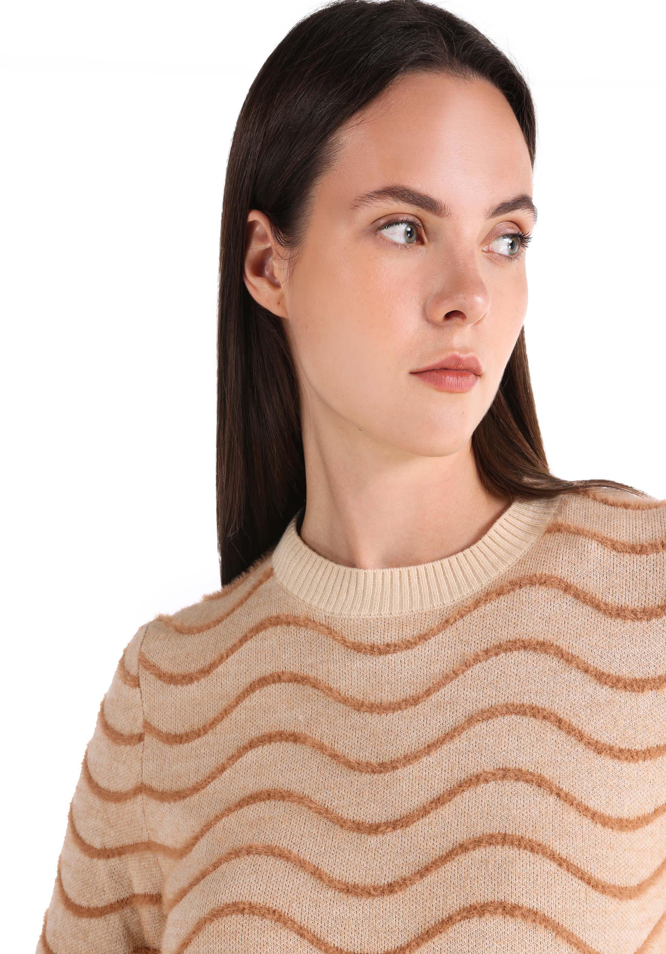Afișați detalii pentru Pulover Bej Pentru Femei Cu Gât Rotund Cu Dungi Slim Fit