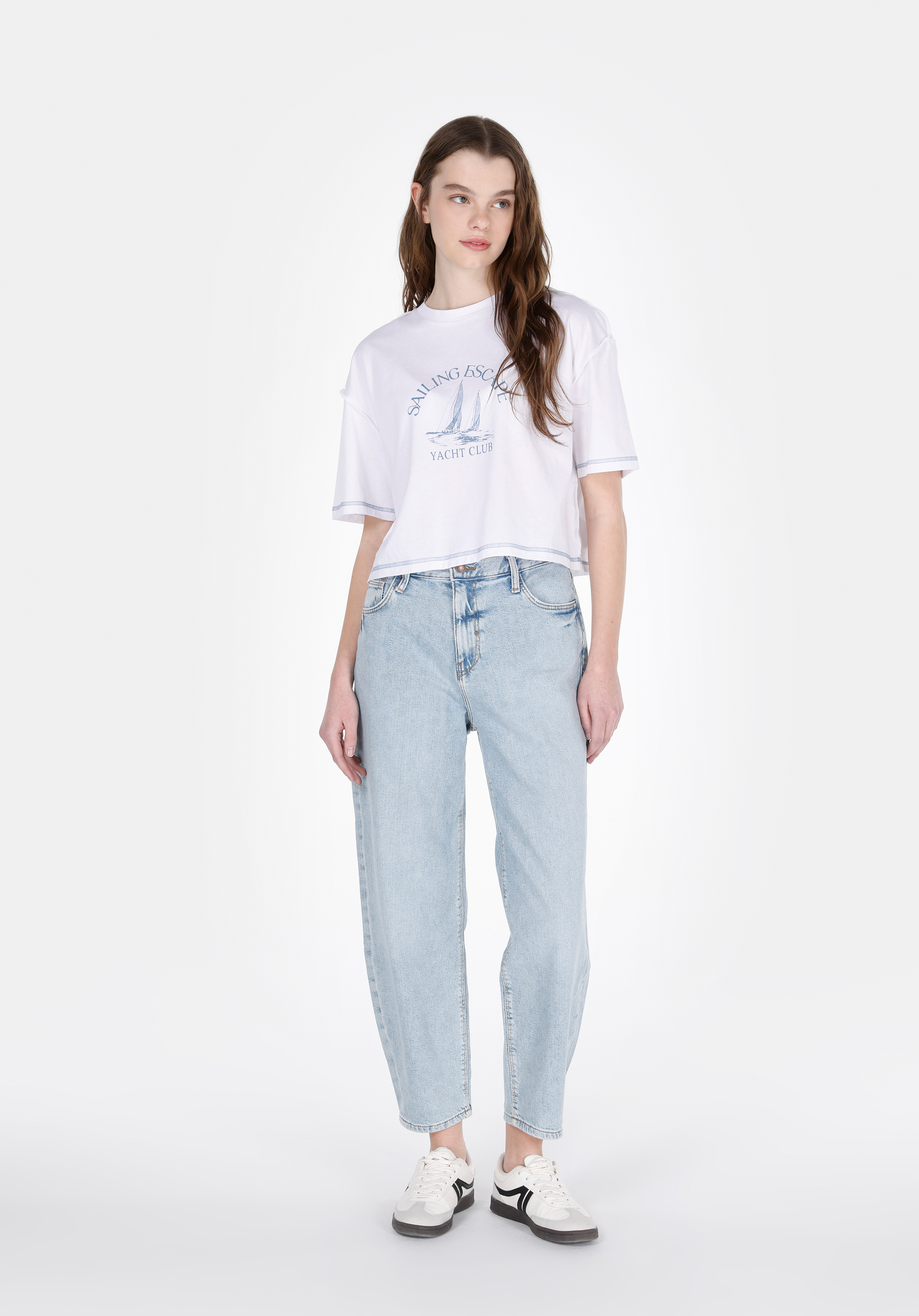 Afișați detalii pentru Tricou Cu Maneca Scurta De Dama Alb Comfort Fit  Cl1073168