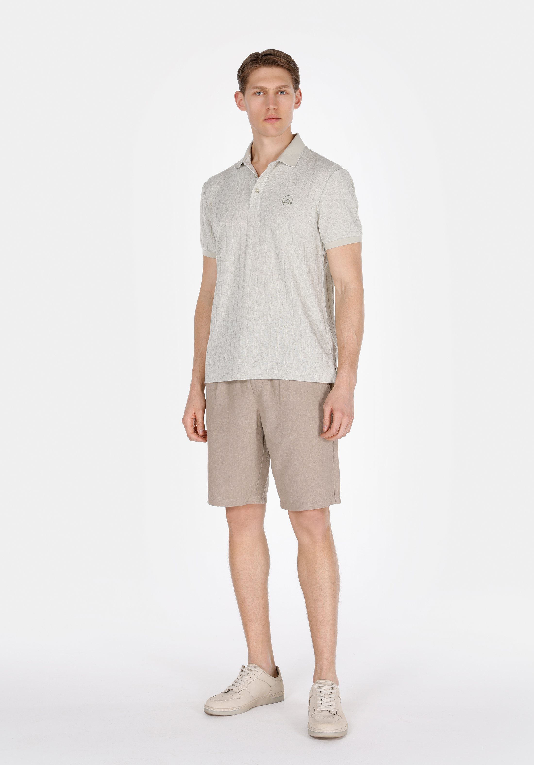 Afișați detalii pentru Short / Pantaloni Scurti De Barbati Bej Regular Fit  Cl1074435