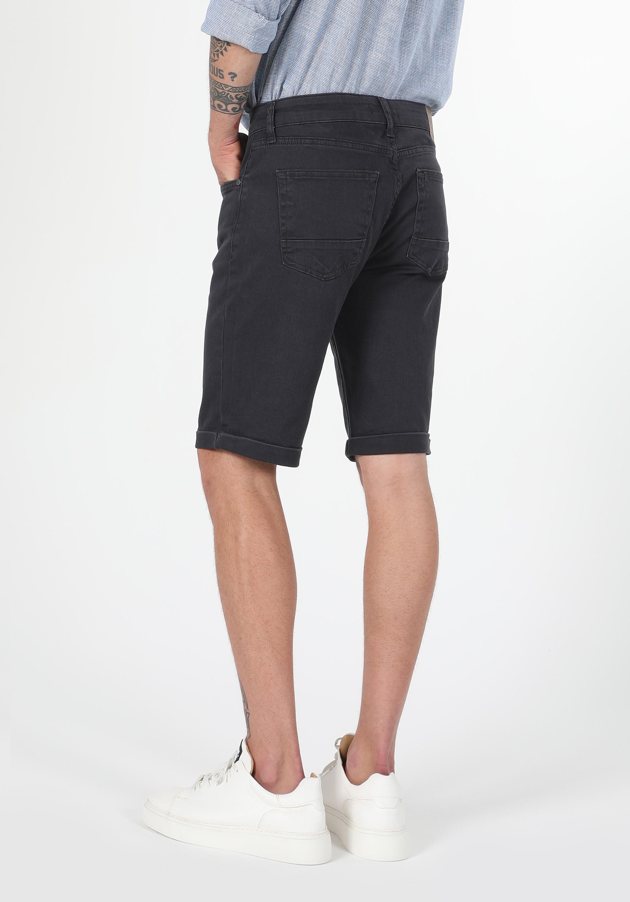 Afișați detalii pentru Short / Pantaloni Scurti De Barbati Antracit Regular Fit  Cl1057965