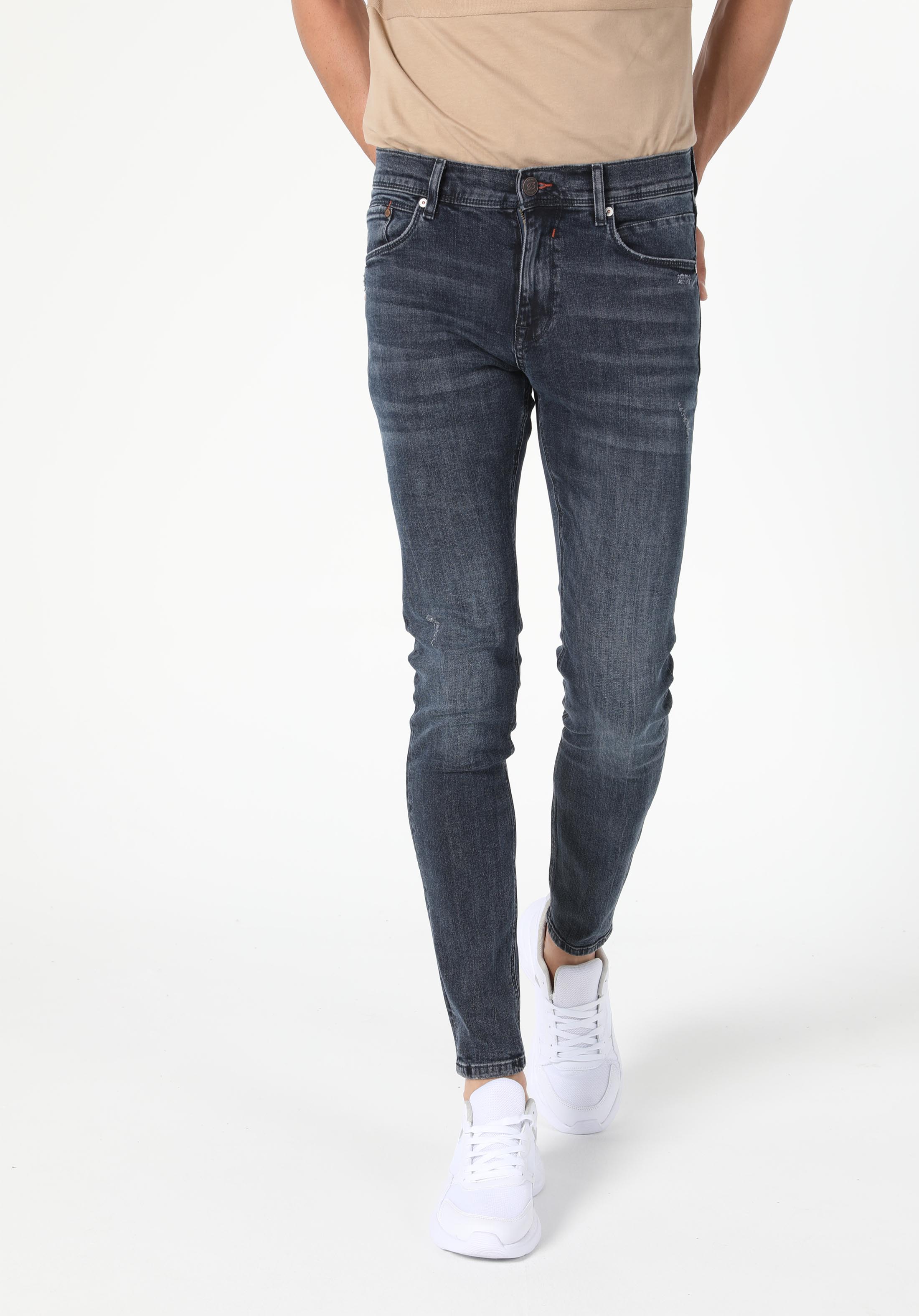 Afișați detalii pentru Pantaloni De Barbati Denim Skinny Fit 040 Alex Cl1056173