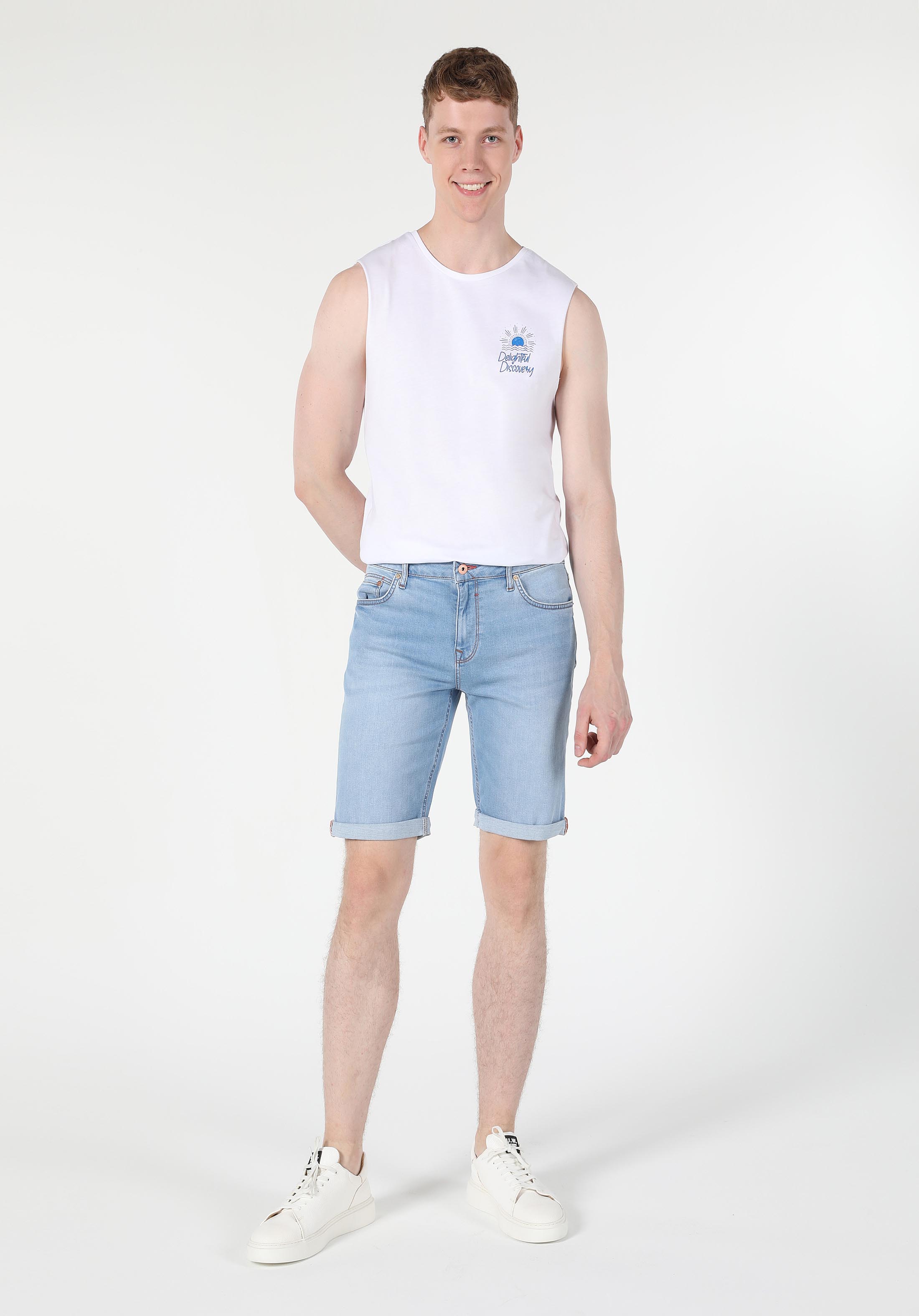 Afișați detalii pentru Short / Pantaloni Scurti De Barbati Albastru Deschis Straight Fit  Cl1059333