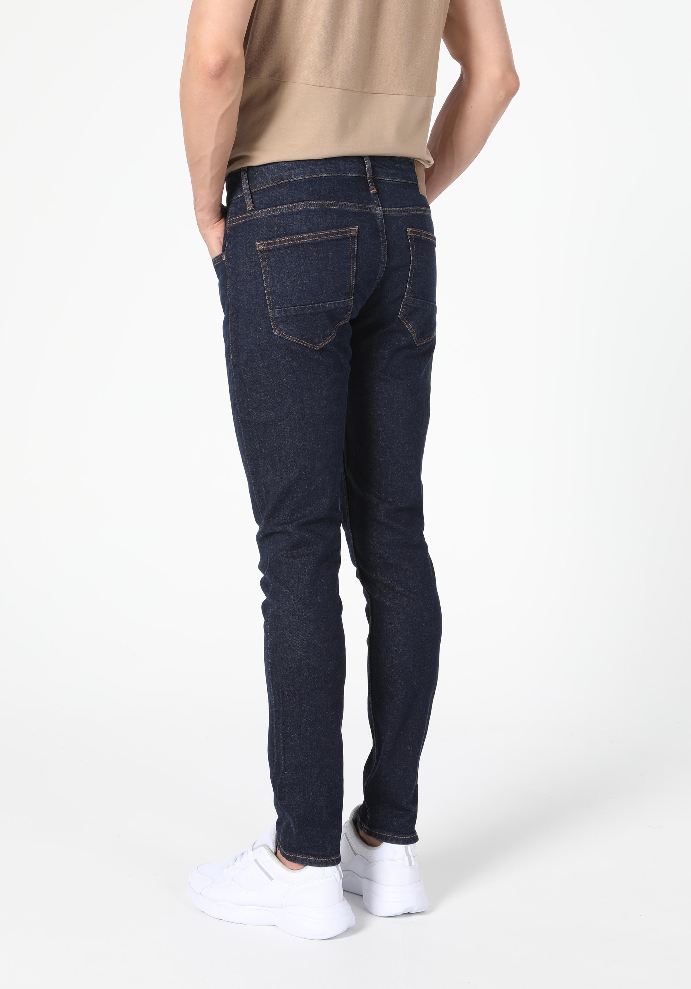 Afișați detalii pentru Pantaloni De Barbati Denim Slim Fit 041 Danny Cl1056490