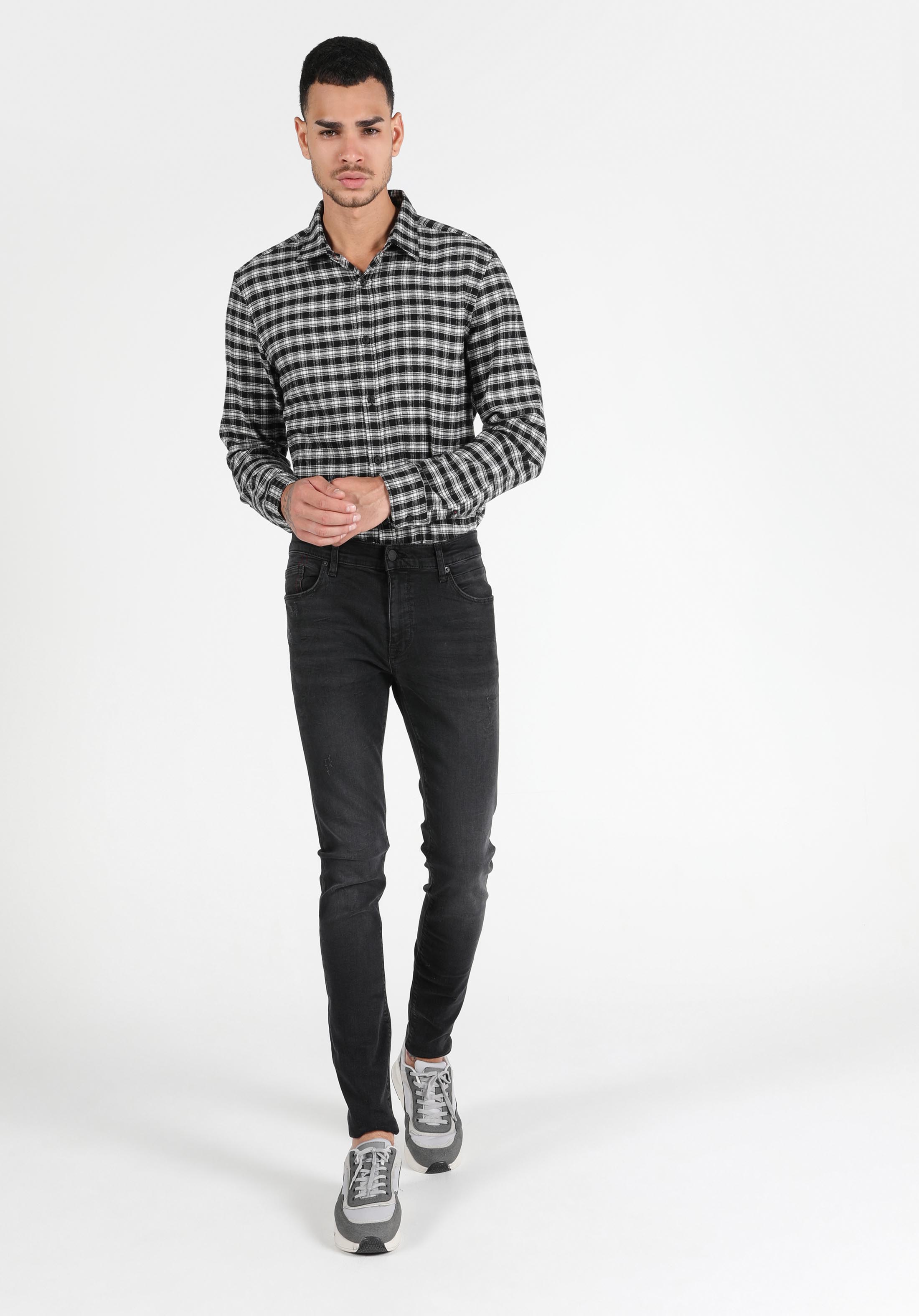 Afișați detalii pentru Pantaloni De Barbati Albastru Skinny Fit 040 Alex Cl1052141