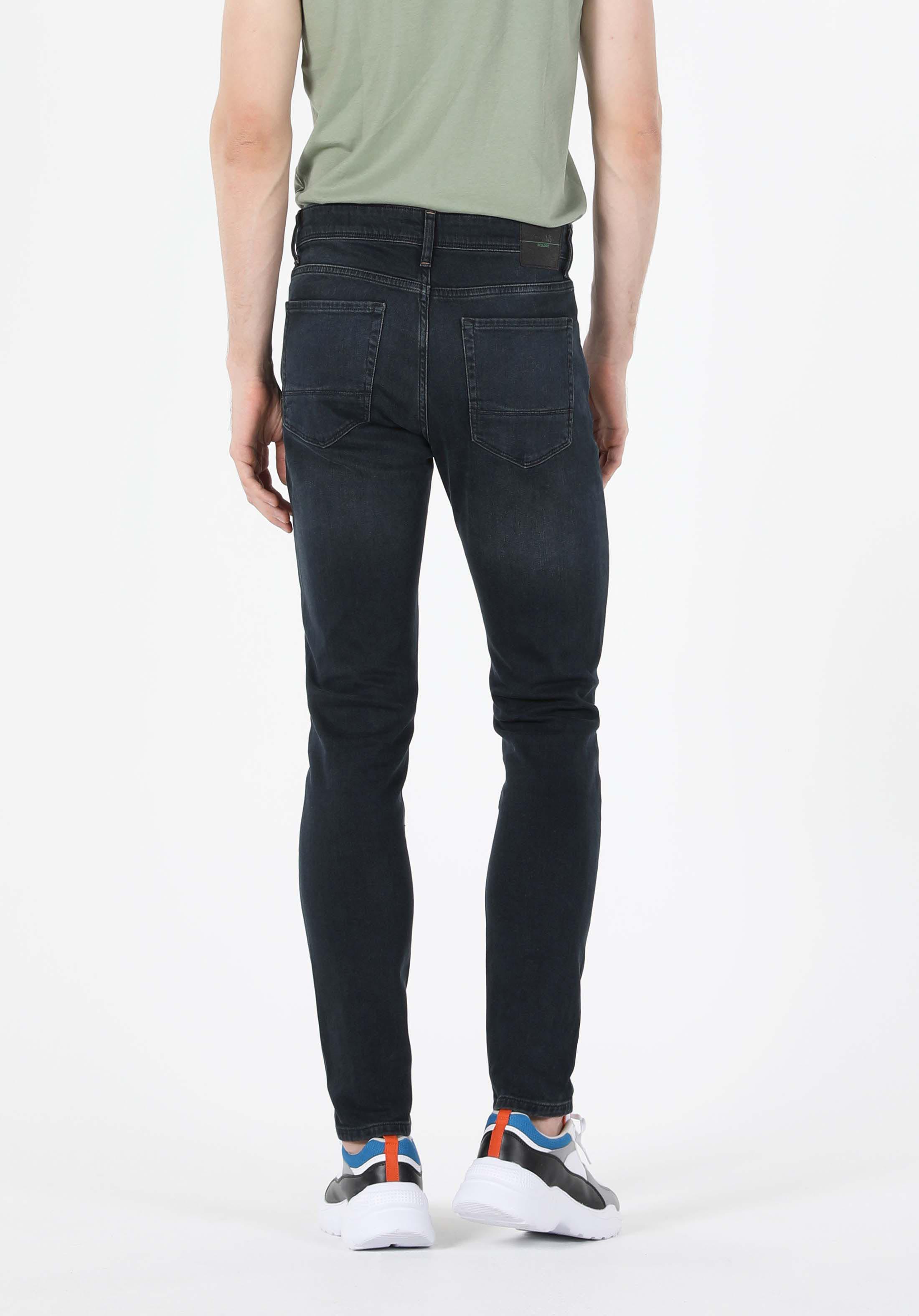 Afișați detalii pentru Pantaloni De Barbati Denim Slim Fit 041 Danny Cl1057853