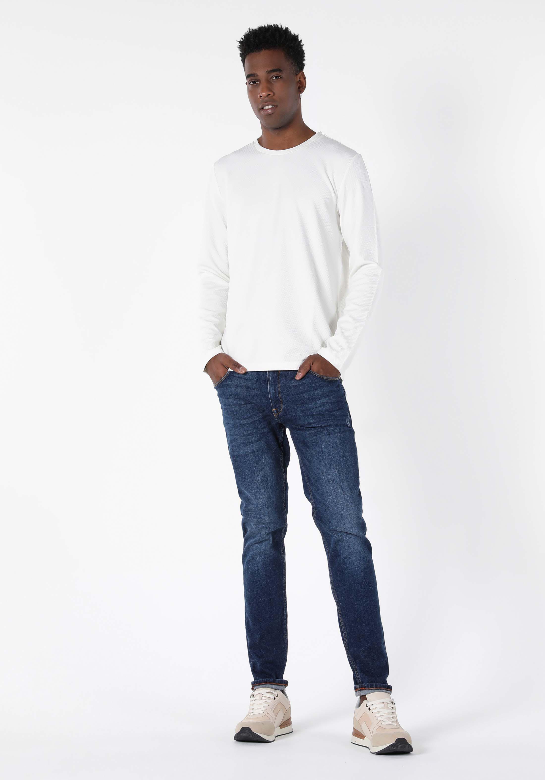 Afișați detalii pentru Tricou Cu Maneca Lunga De Barbati Alb Regular Fit  Cl1054849