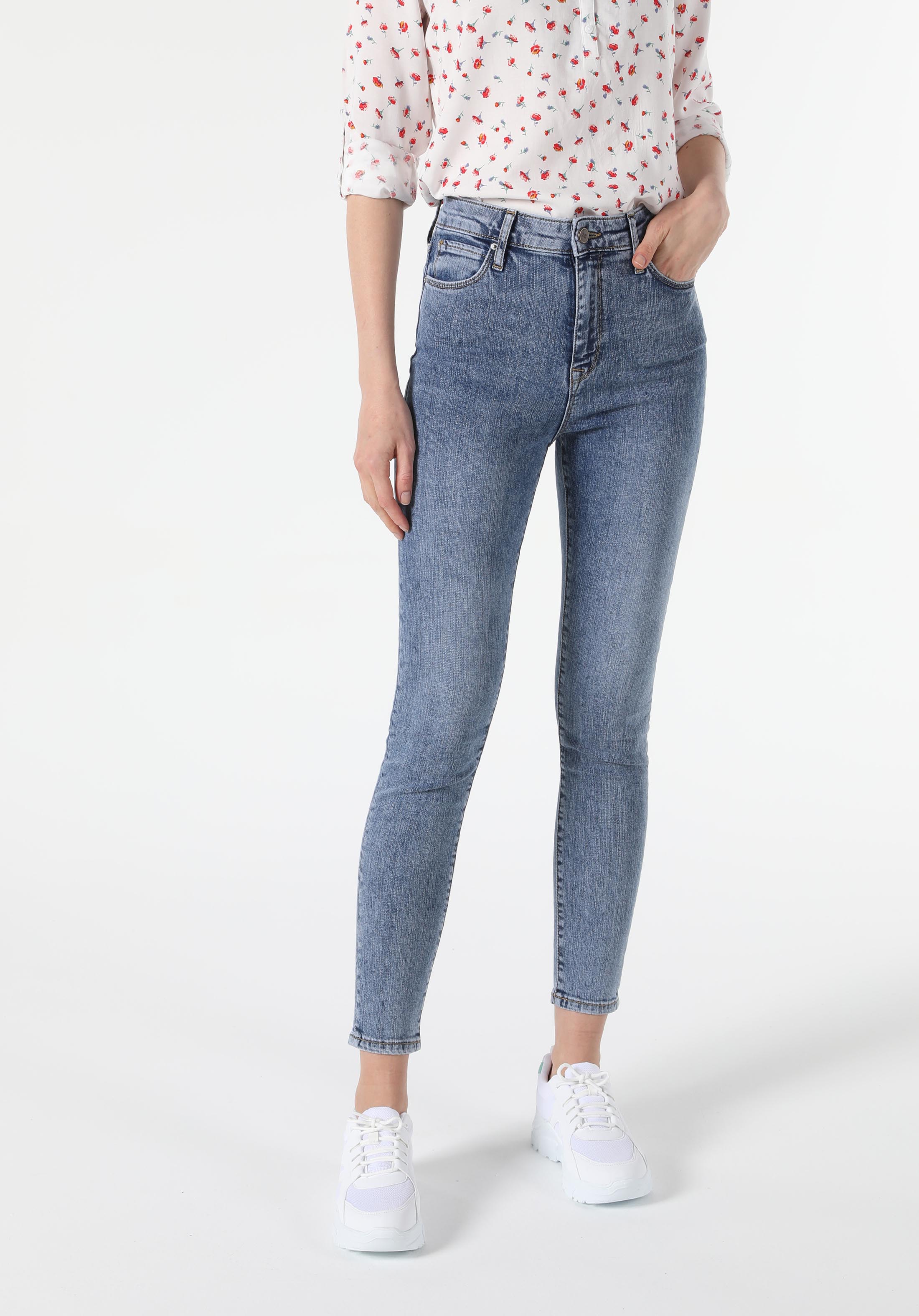 Afișați detalii pentru Pantaloni De Dama Denim Super Slim Fit 760 Diana Cl1055524