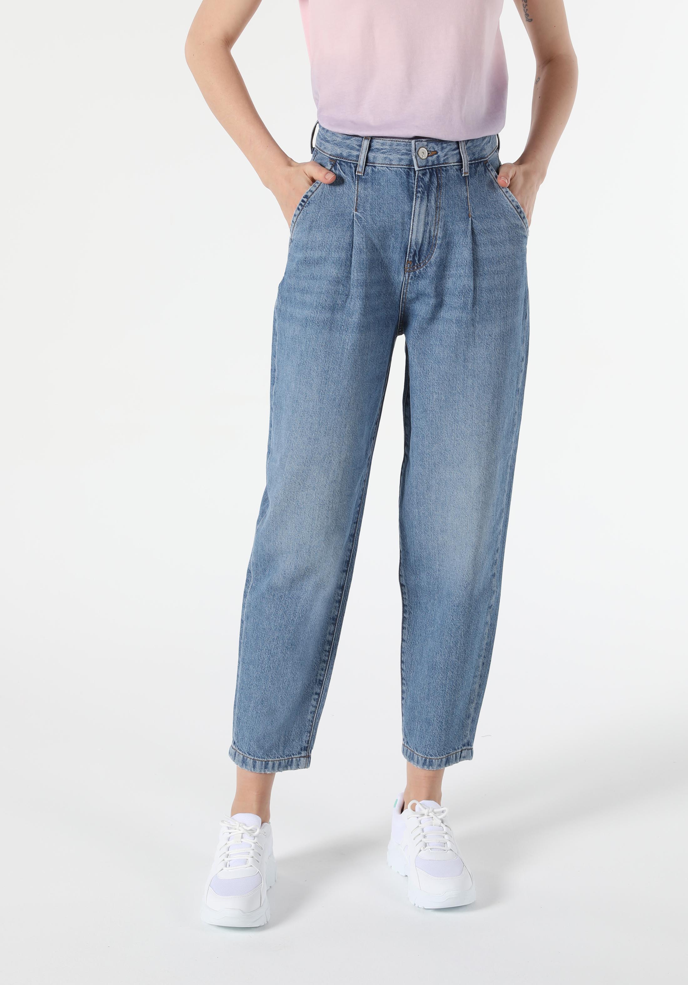 Afișați detalii pentru Pantaloni De Dama Denim Slouchy Fit  Cl1055554