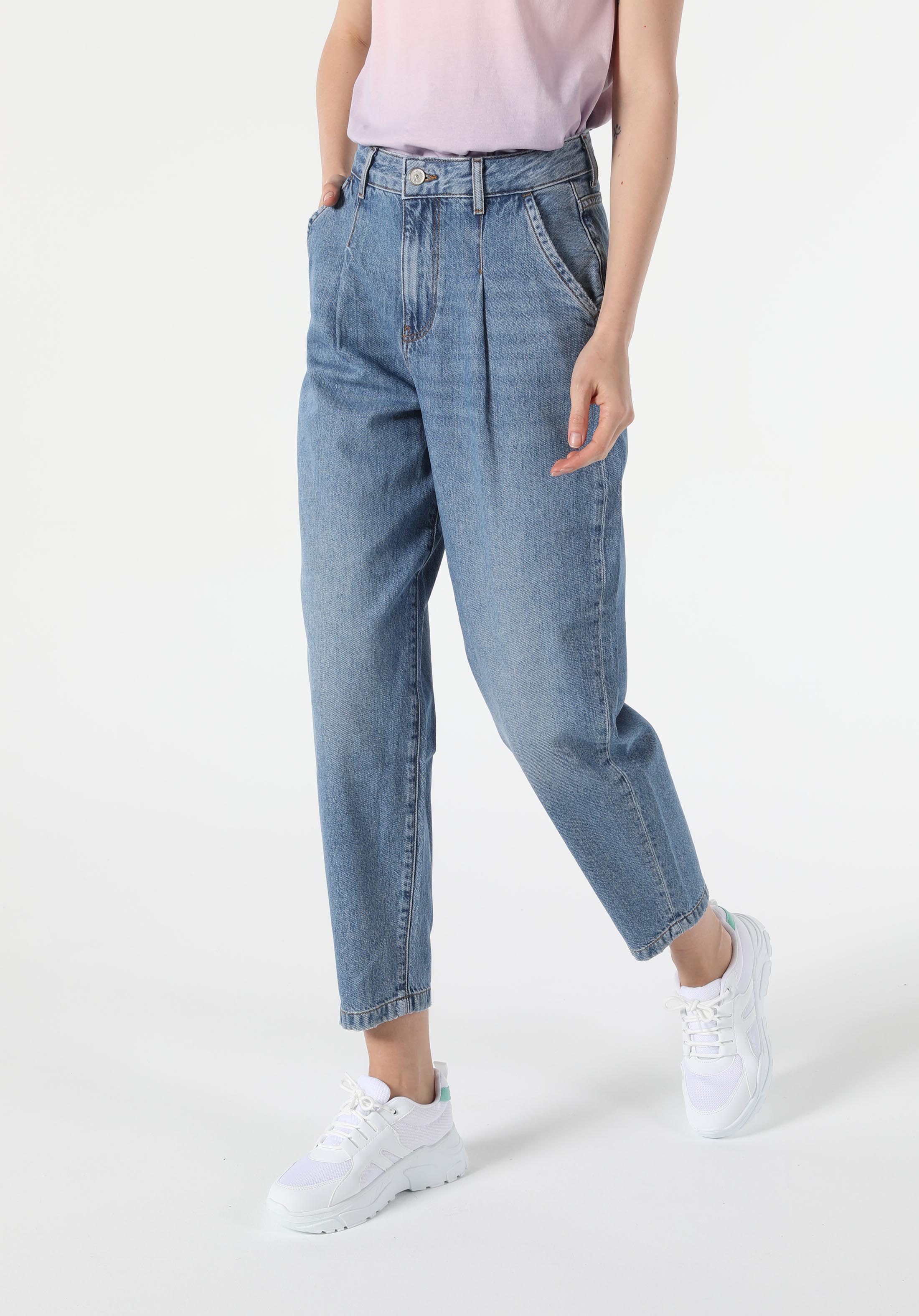 Afișați detalii pentru Pantaloni De Dama Denim Slouchy Fit  Cl1055554