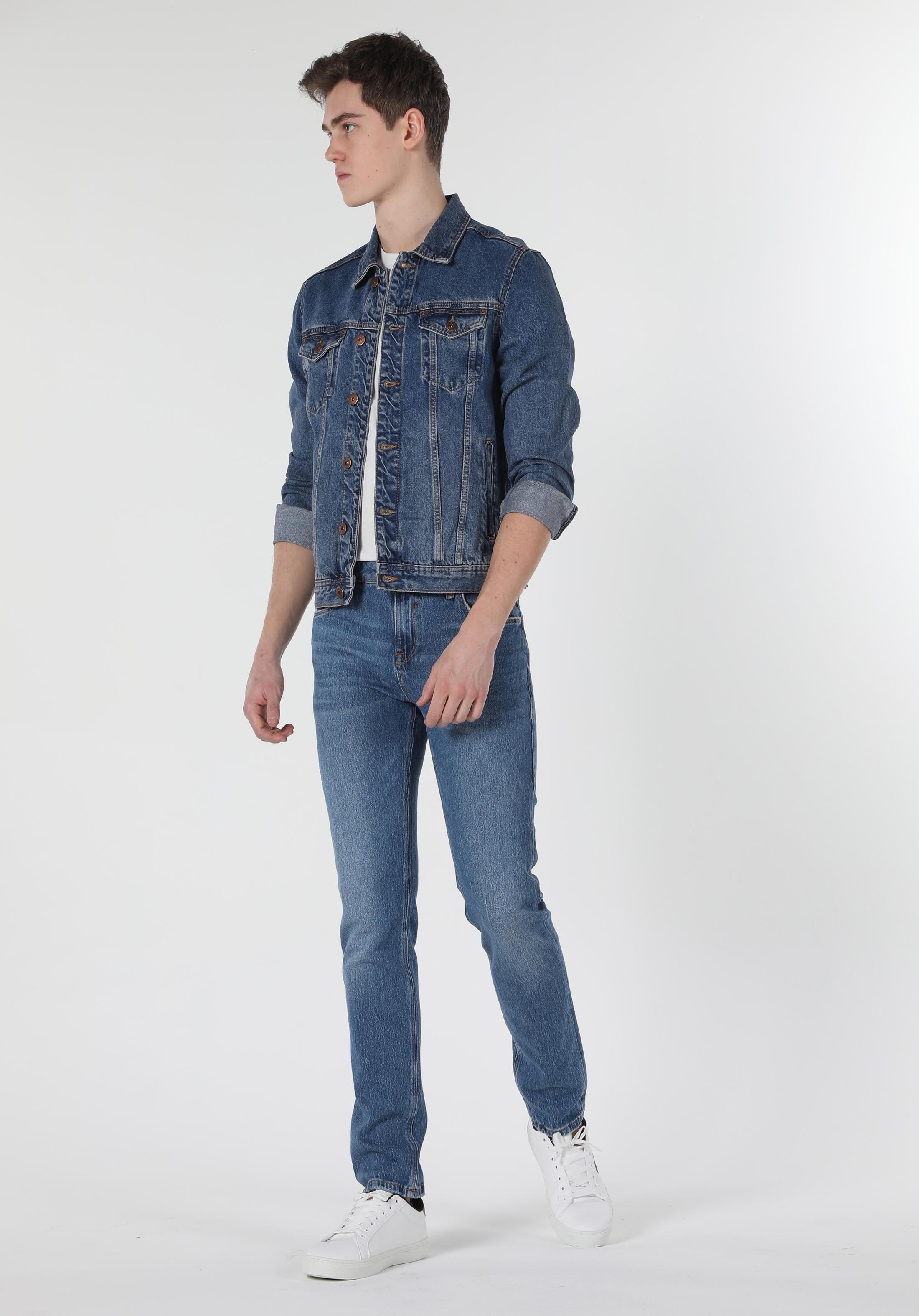 Afișați detalii pentru Jacheta De Barbati Denim Regular Fit  Cl1058532