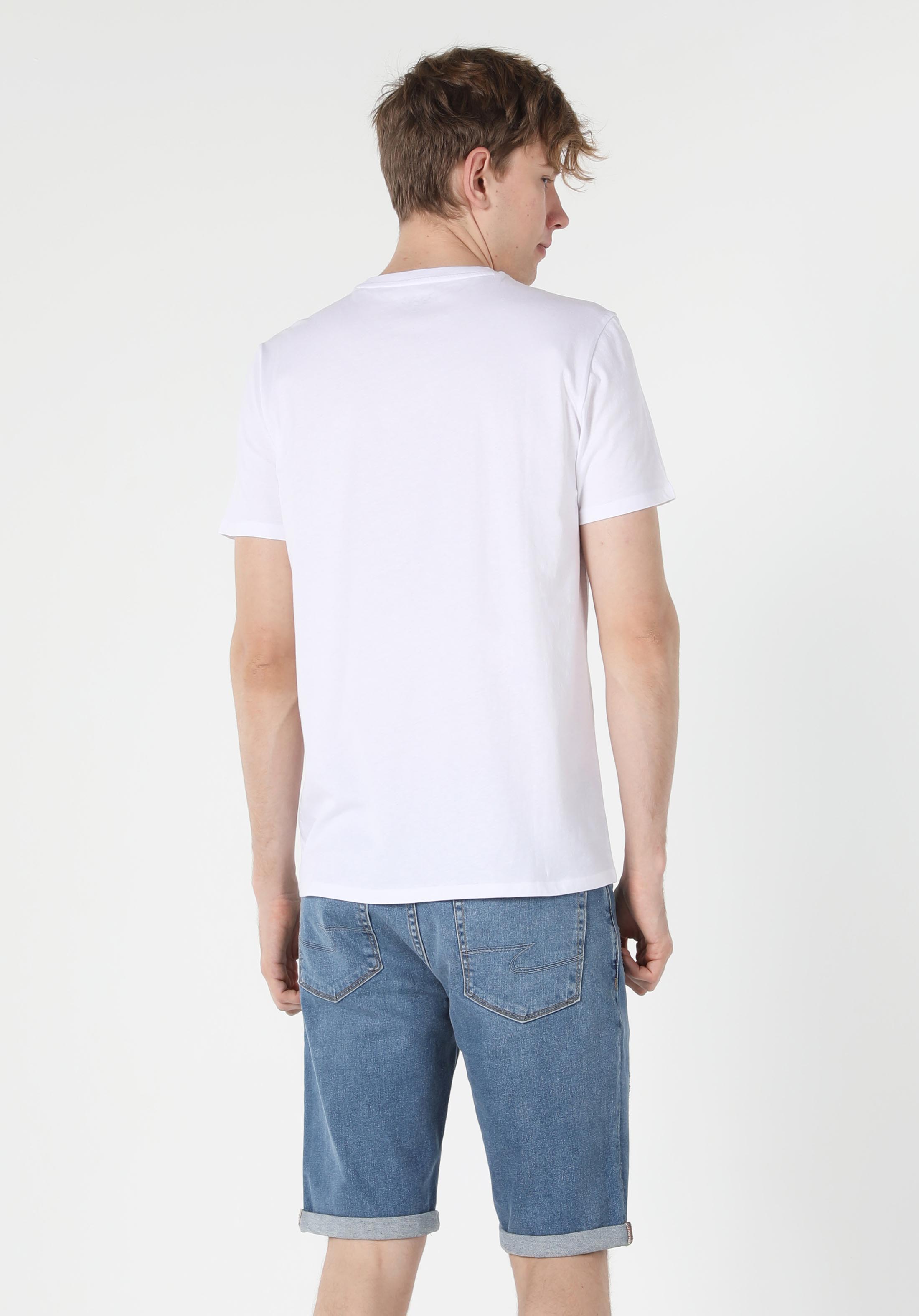 Afișați detalii pentru Tricou Cu Maneca Scurta De Barbati Alb Regular Fit  Cl1058841