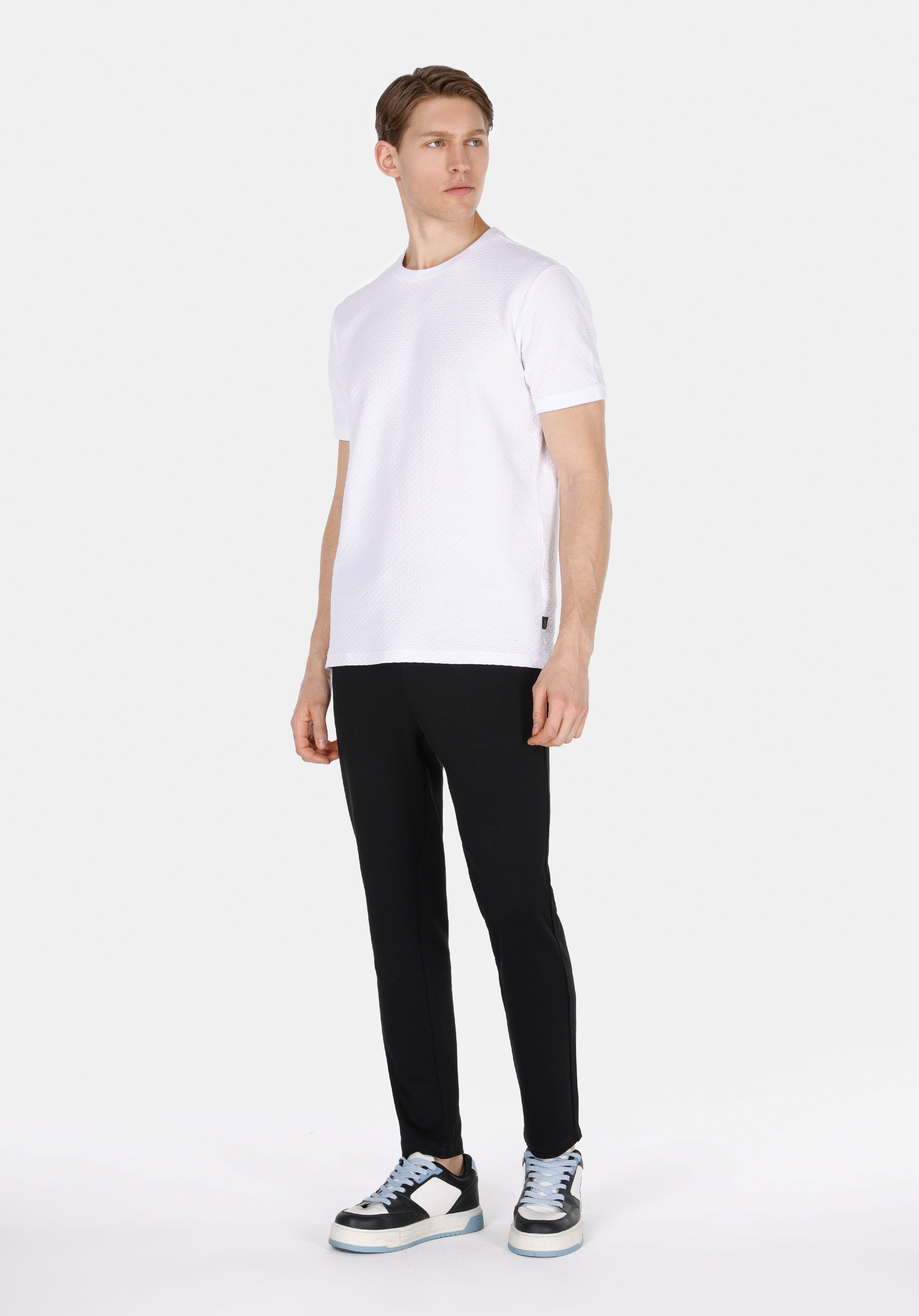 Afișați detalii pentru Pantaloni De Barbati Negru Slim Fit  Cl1071915
