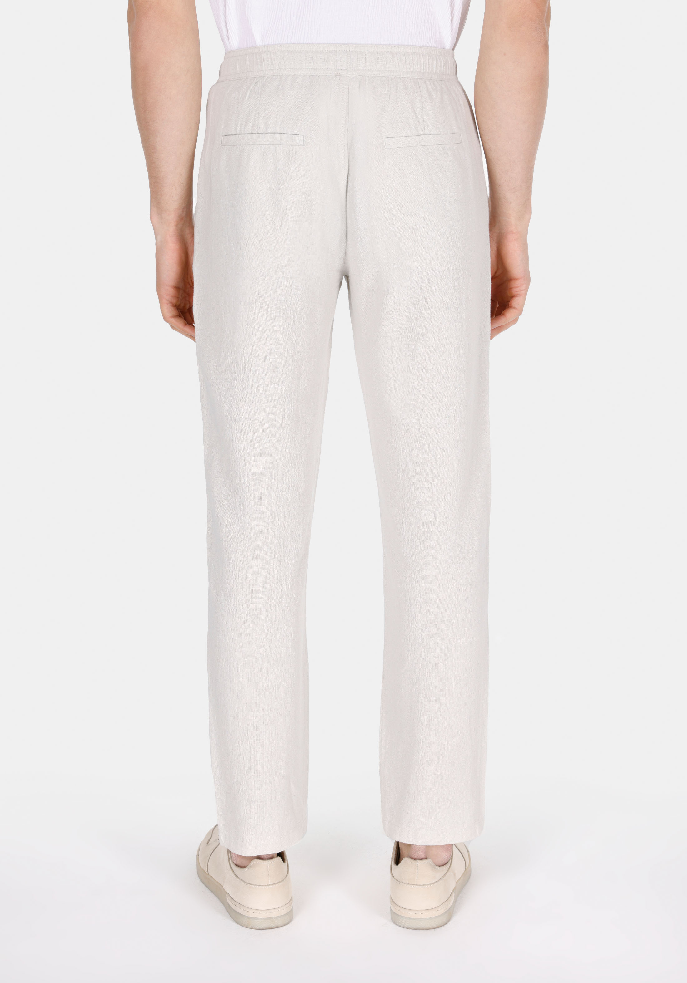 Afișați detalii pentru Pantaloni De Barbati Alb Regular Fit  Cl1074570