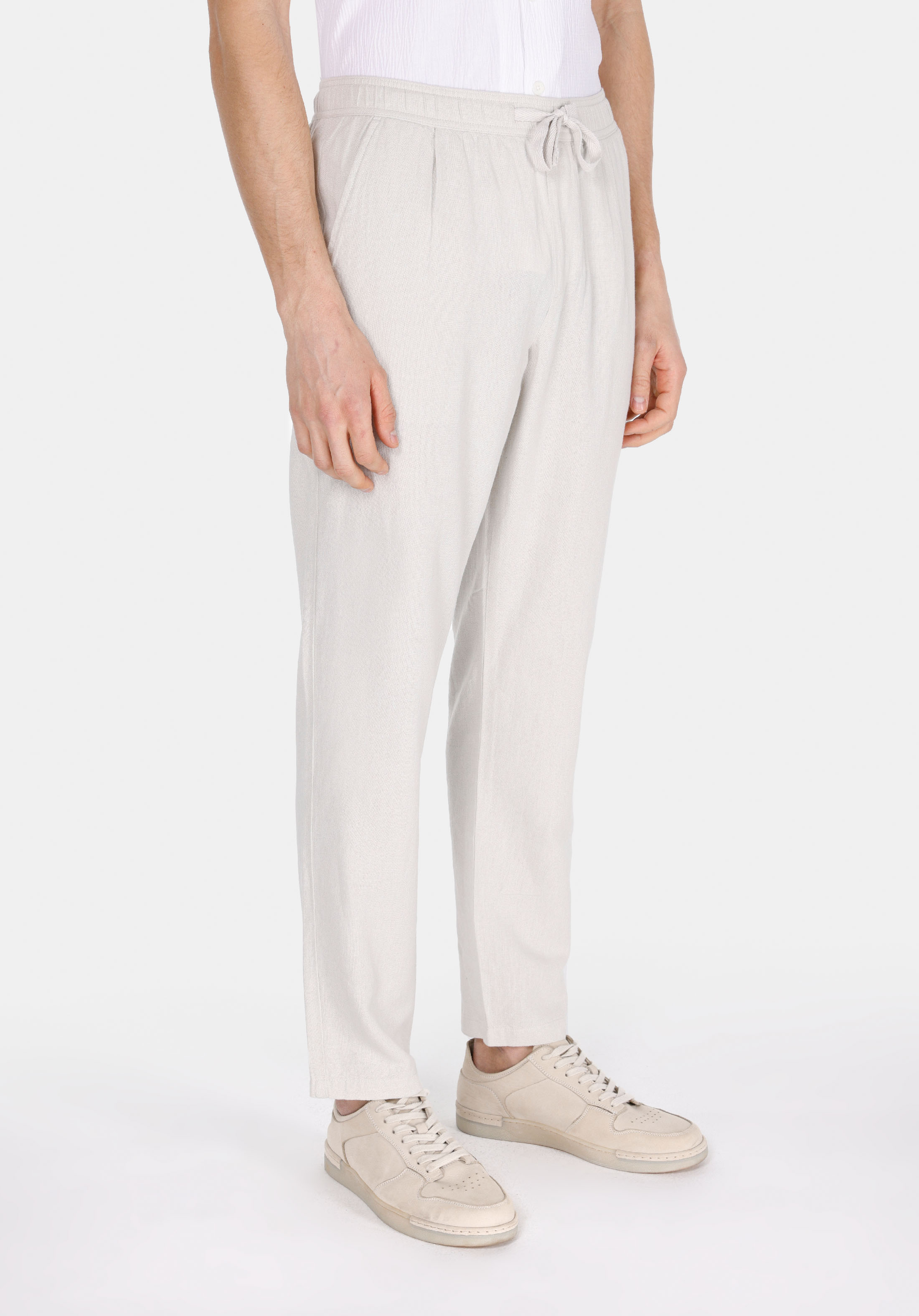 Afișați detalii pentru Pantaloni De Barbati Alb Regular Fit  Cl1074570