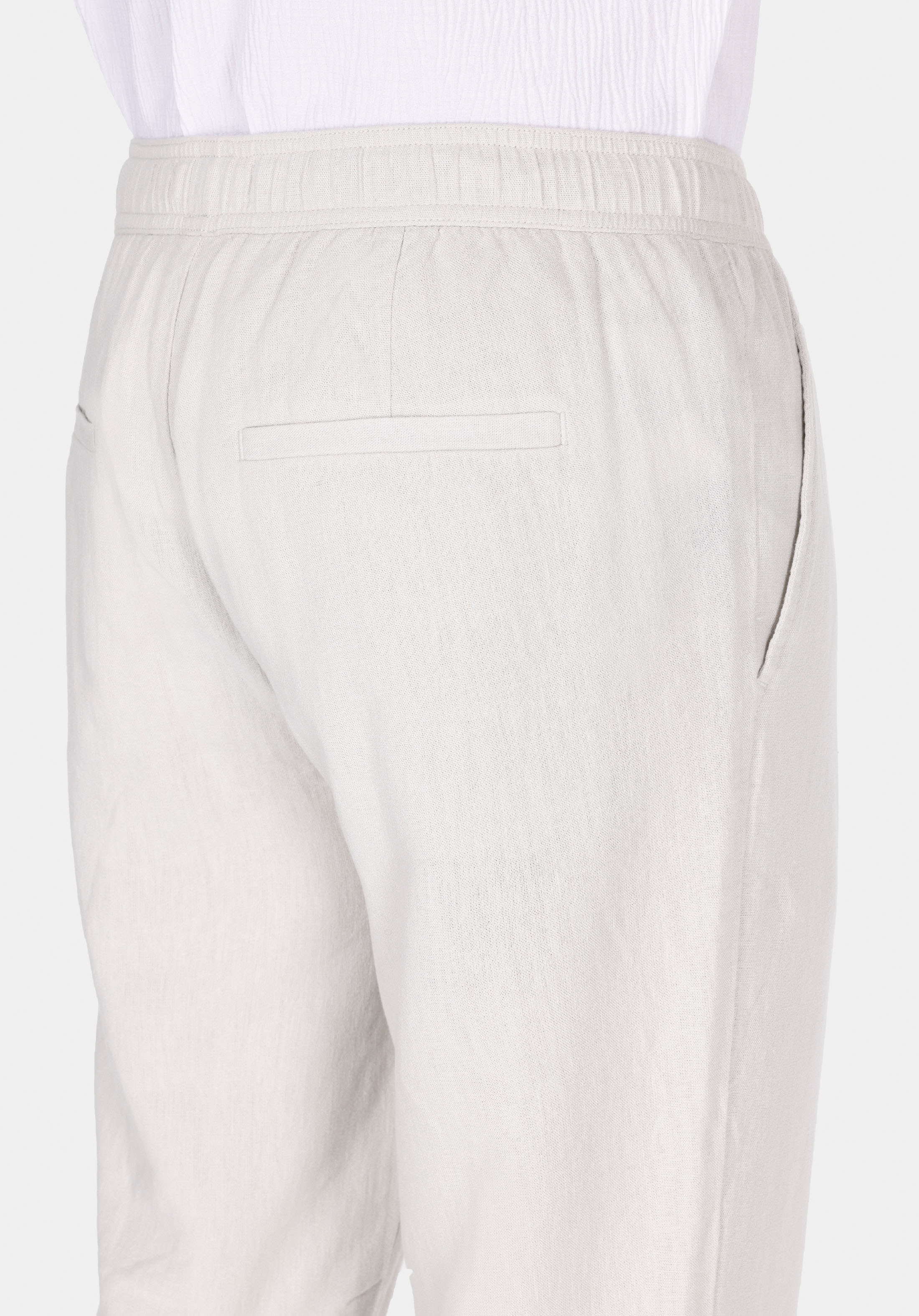 Afișați detalii pentru Pantaloni De Barbati Alb Regular Fit  Cl1074570