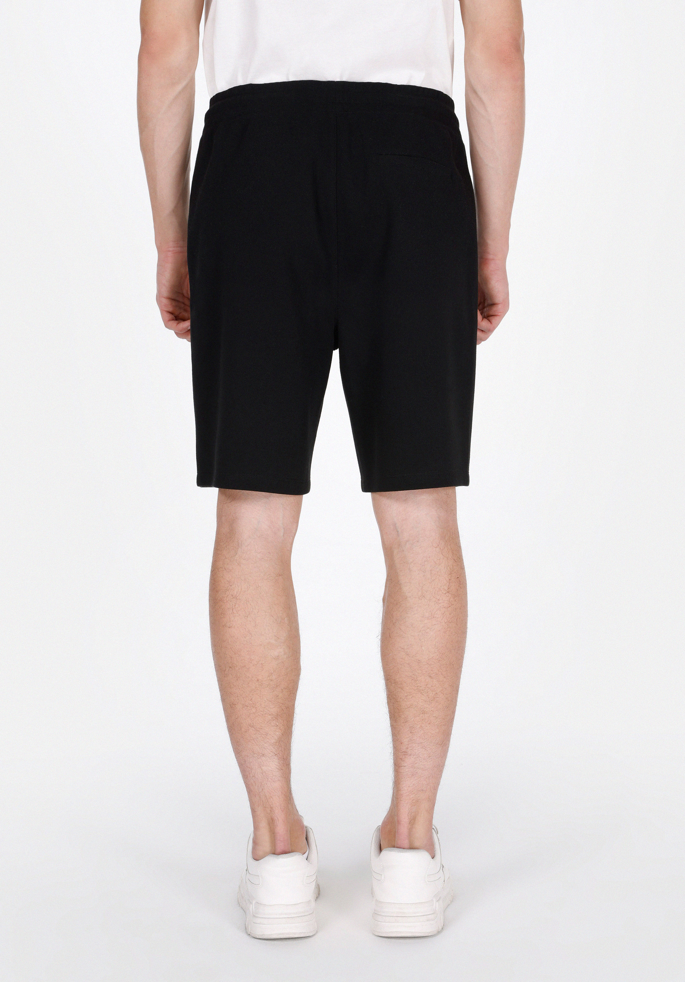 Afișați detalii pentru Short / Pantaloni Scurti De Barbati Negru Regular Fit  Cl1074177