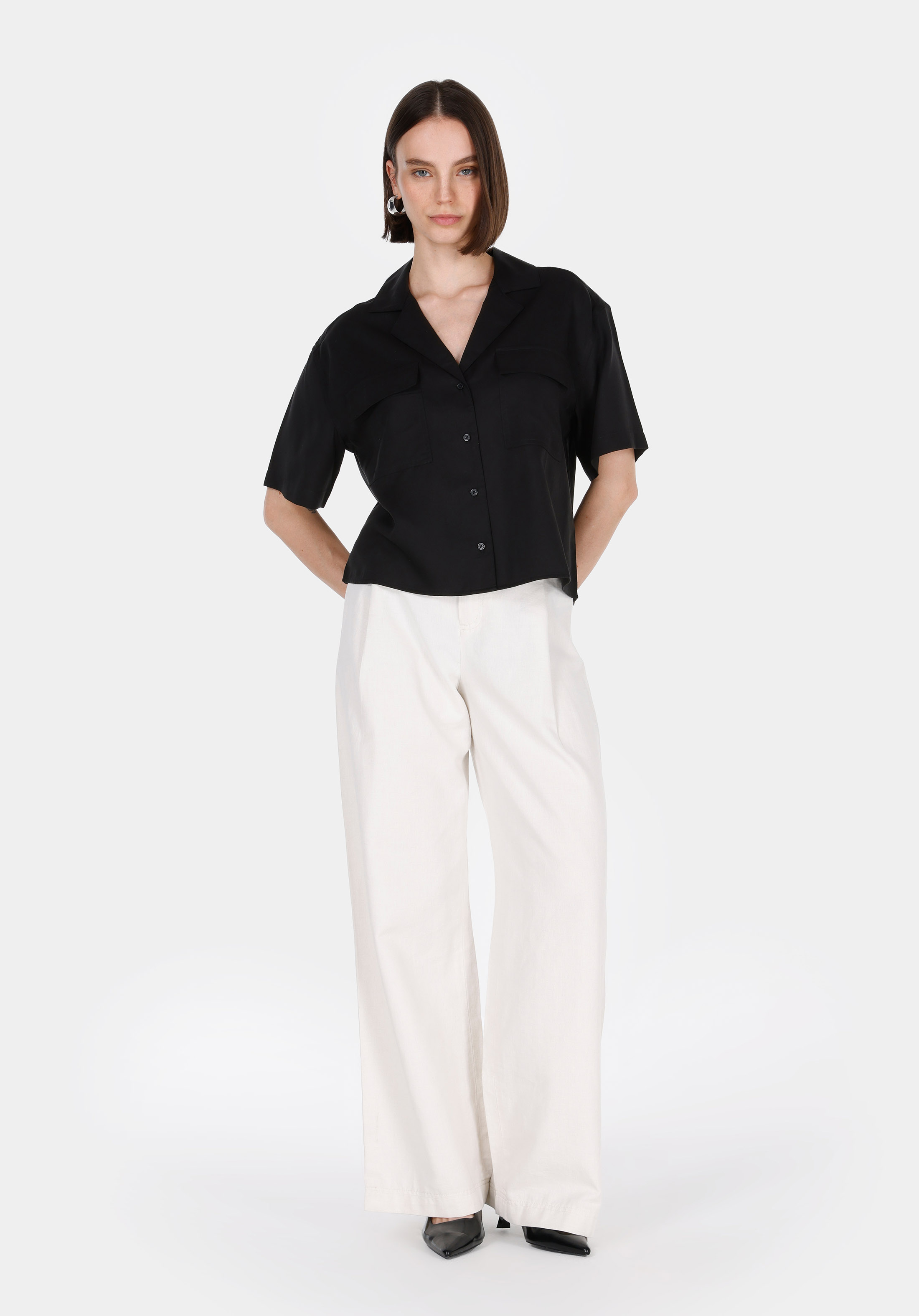 Afișați detalii pentru Camasa Cu Maneca Scurta De Dama Negru Regular Fit  Cl1074532