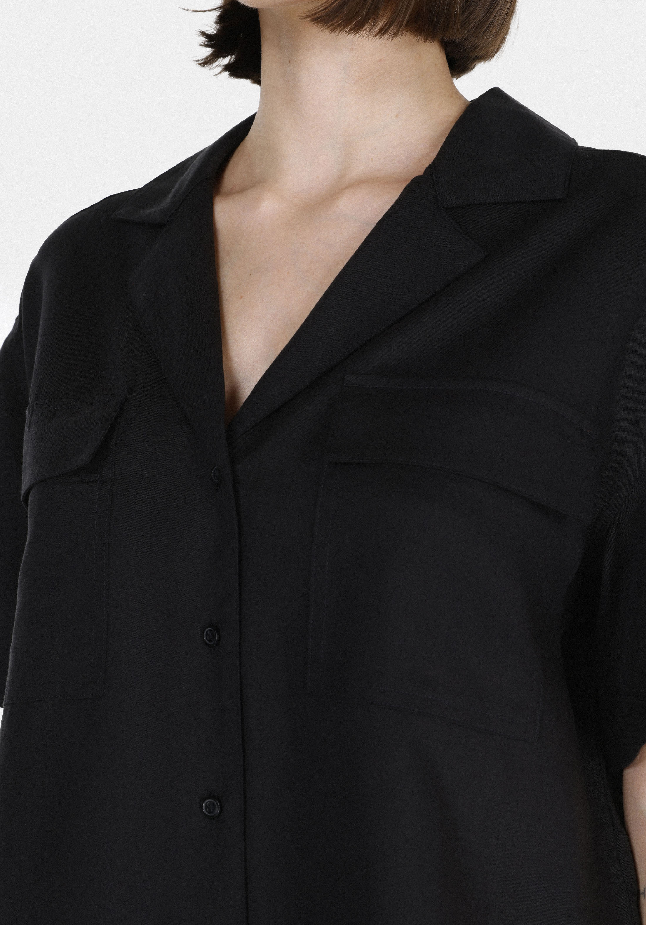 Afișați detalii pentru Camasa Cu Maneca Scurta De Dama Negru Regular Fit  Cl1074532