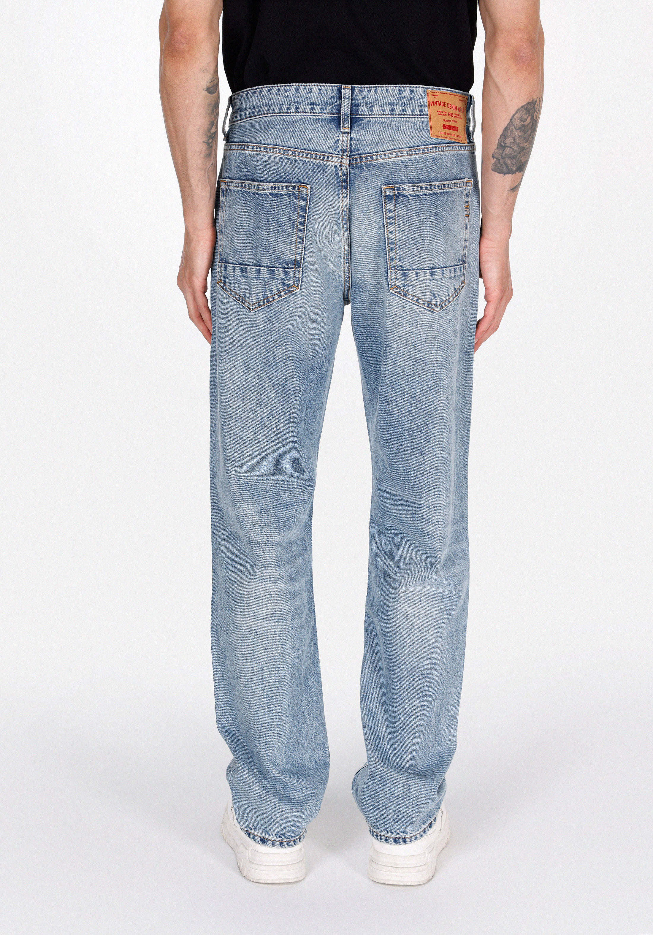 Afișați detalii pentru Pantaloni De Barbati Albastru Regular Fit 047 Fit Cl1075780