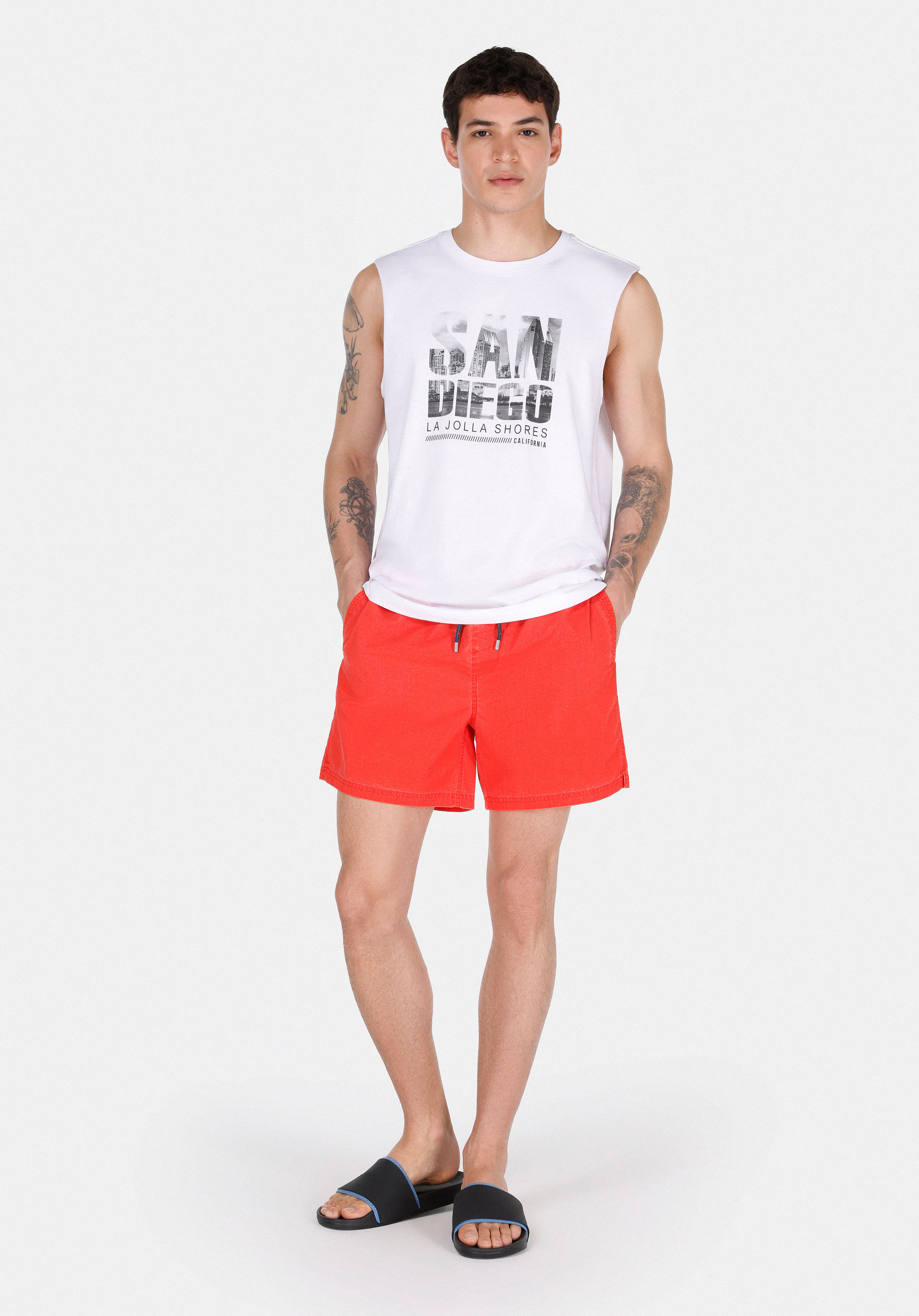 Afișați detalii pentru Short De Plaja De Barbati Coral Slim Fit  Cl1074688