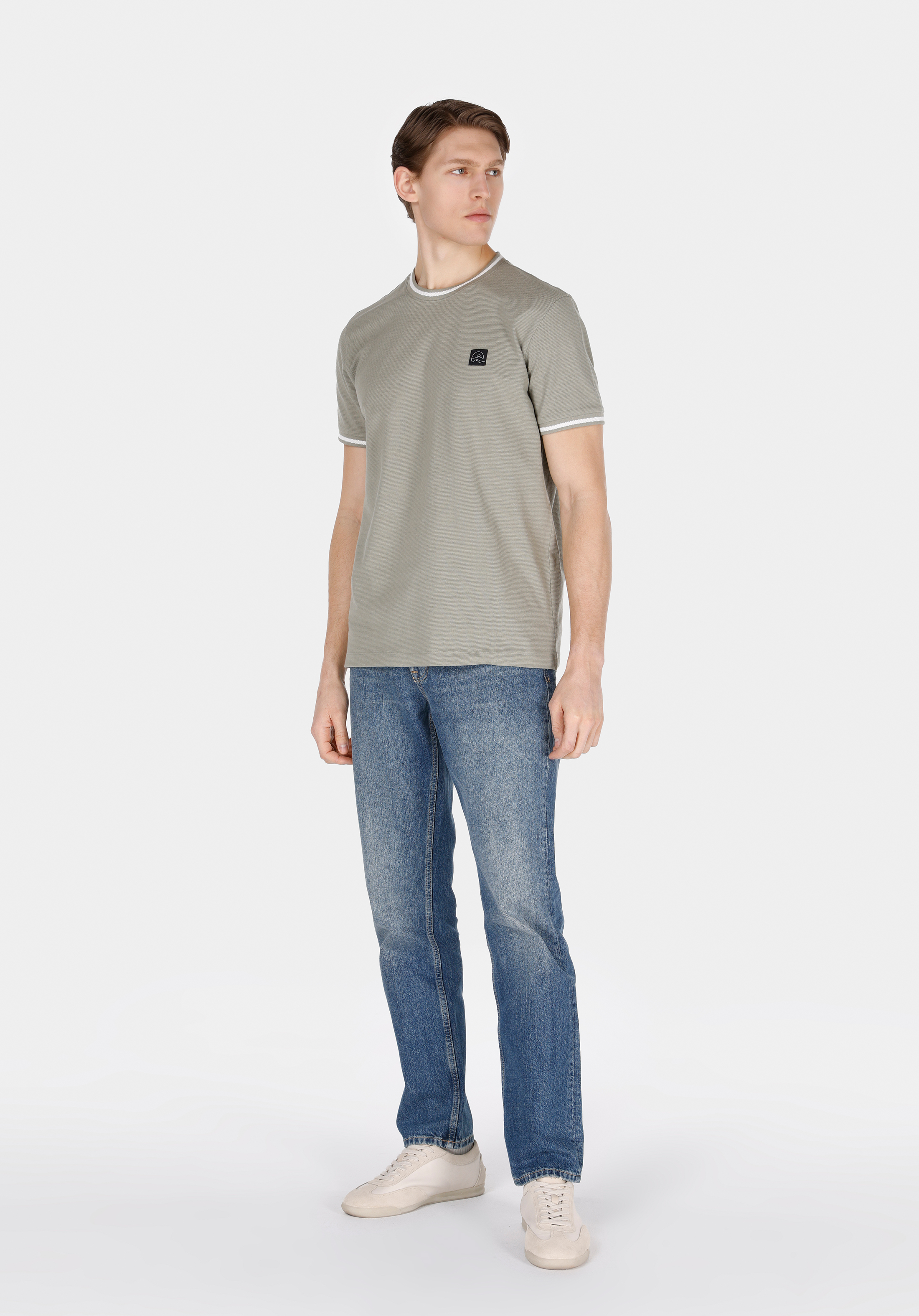 Afișați detalii pentru Tricou Cu Maneca Scurta De Barbati Verde Regular Fit  Cl1073359