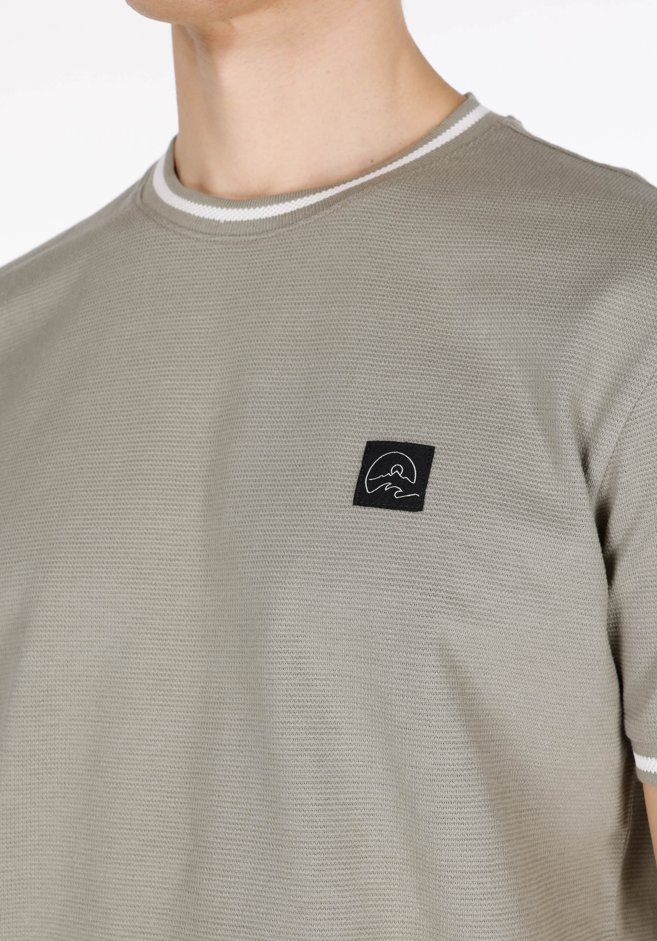 Afișați detalii pentru Tricou Cu Maneca Scurta De Barbati Verde Regular Fit  Cl1073359