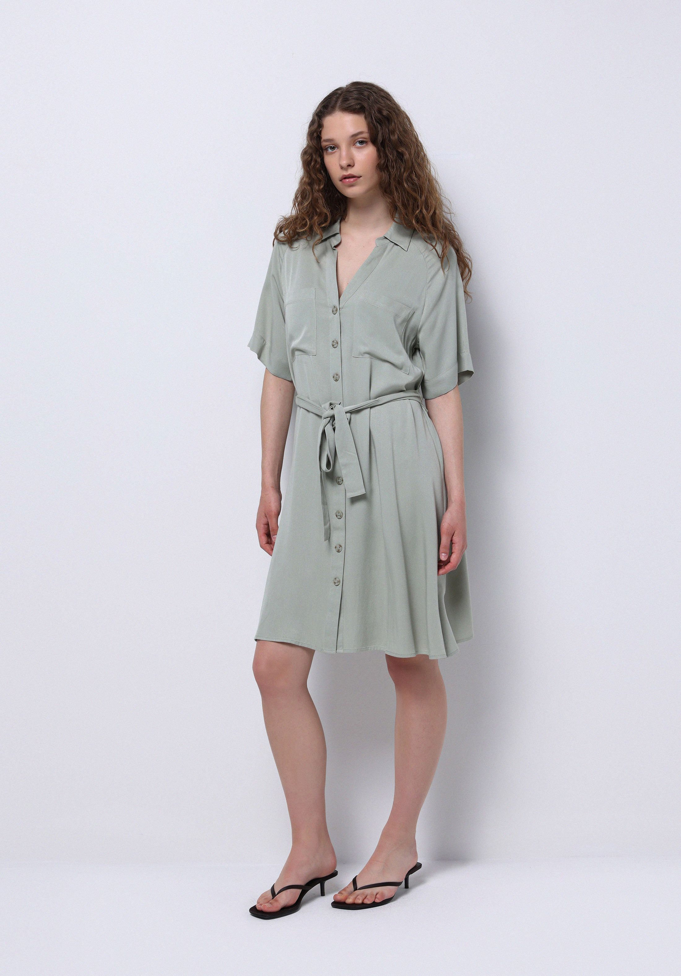 Afișați detalii pentru Rochie Verde Pentru Femei Regular Fit