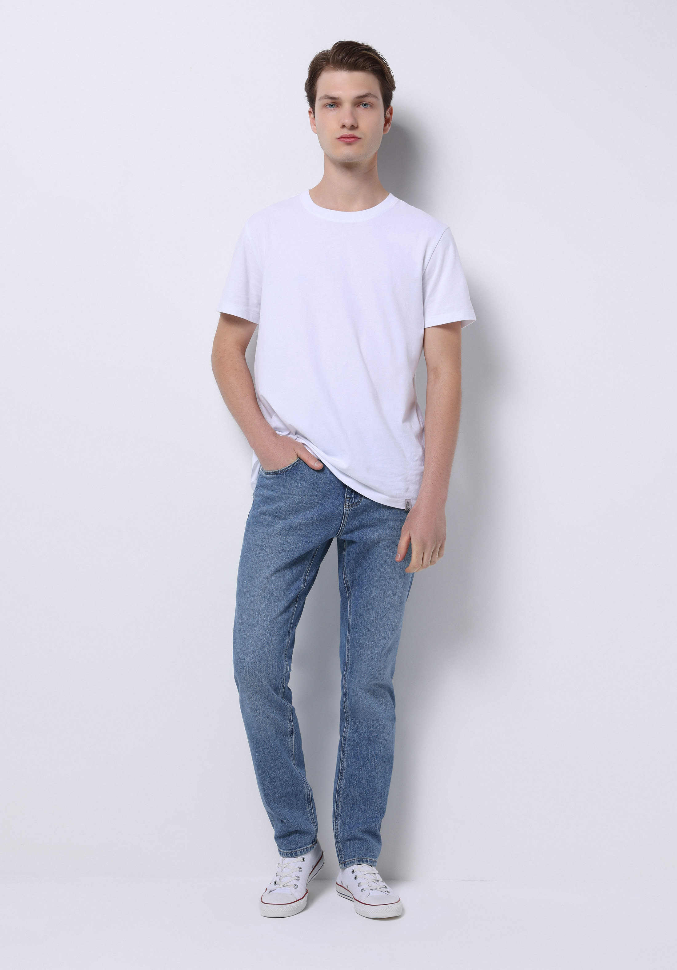 Afișați detalii pentru Pantaloni De Barbati Albastru Straight Fit 044 Karl Cl1075170