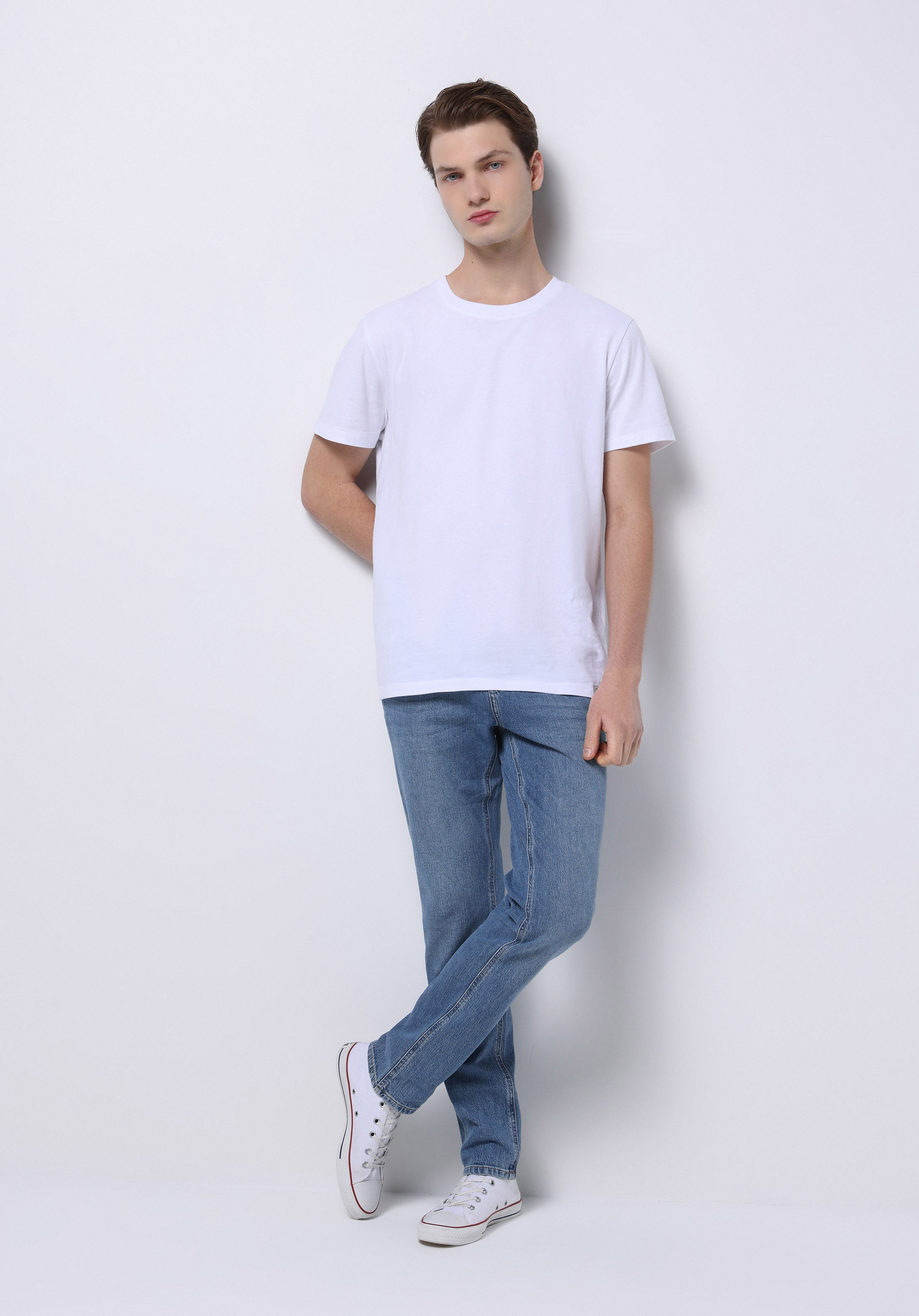 Afișați detalii pentru Pantaloni De Barbati Albastru Straight Fit 044 Karl Cl1075170