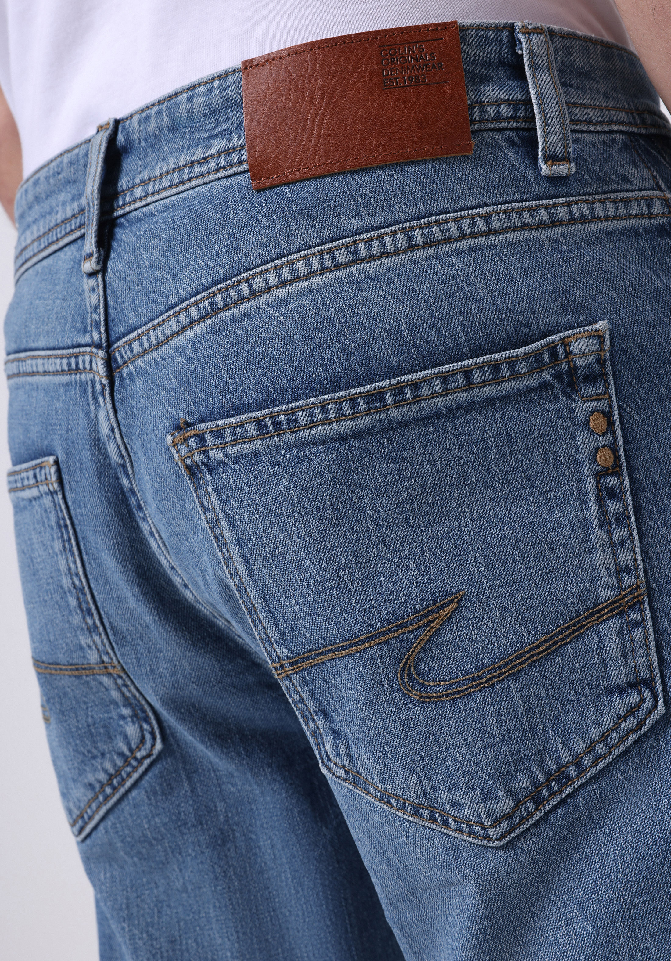 Afișați detalii pentru Pantaloni De Barbati Albastru Straight Fit 044 Karl Cl1075170