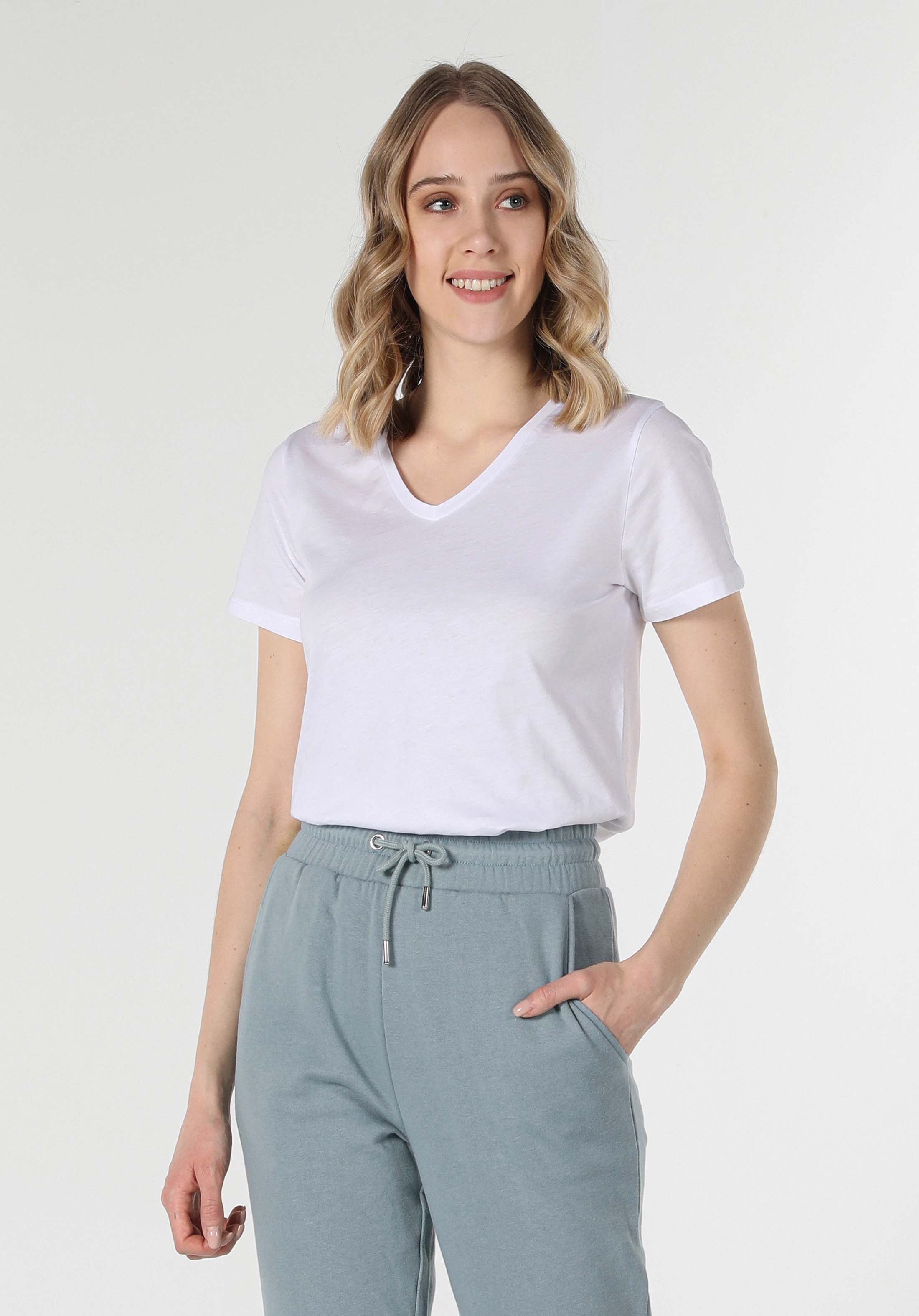 Afișați detalii pentru Tricou Cu Maneca Scurta De Dama Alb Regular Fit  Cl1058494