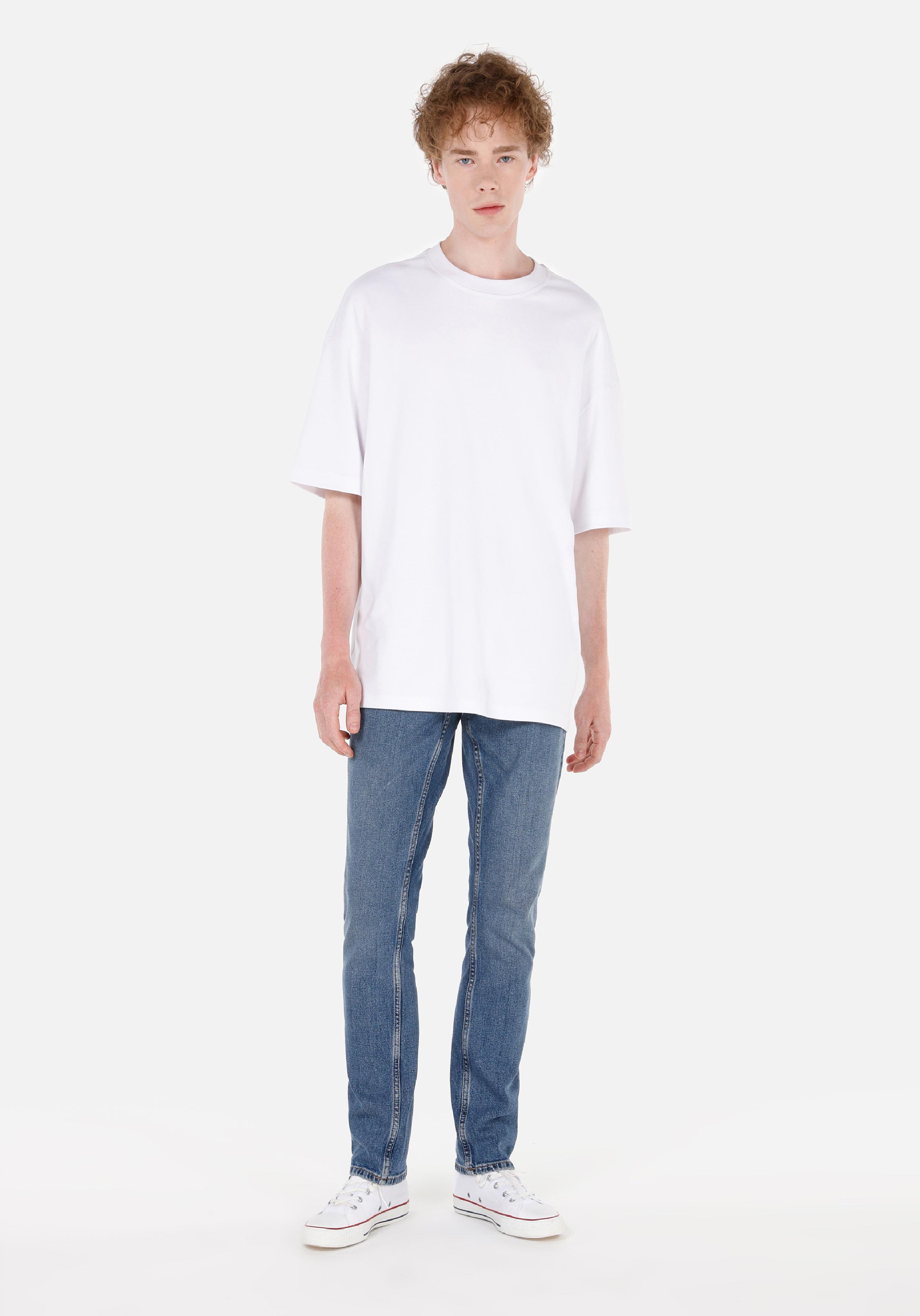Afișați detalii pentru Pantaloni De Barbati Albastru Marin Straight Fit 044 Karl Cl1068595